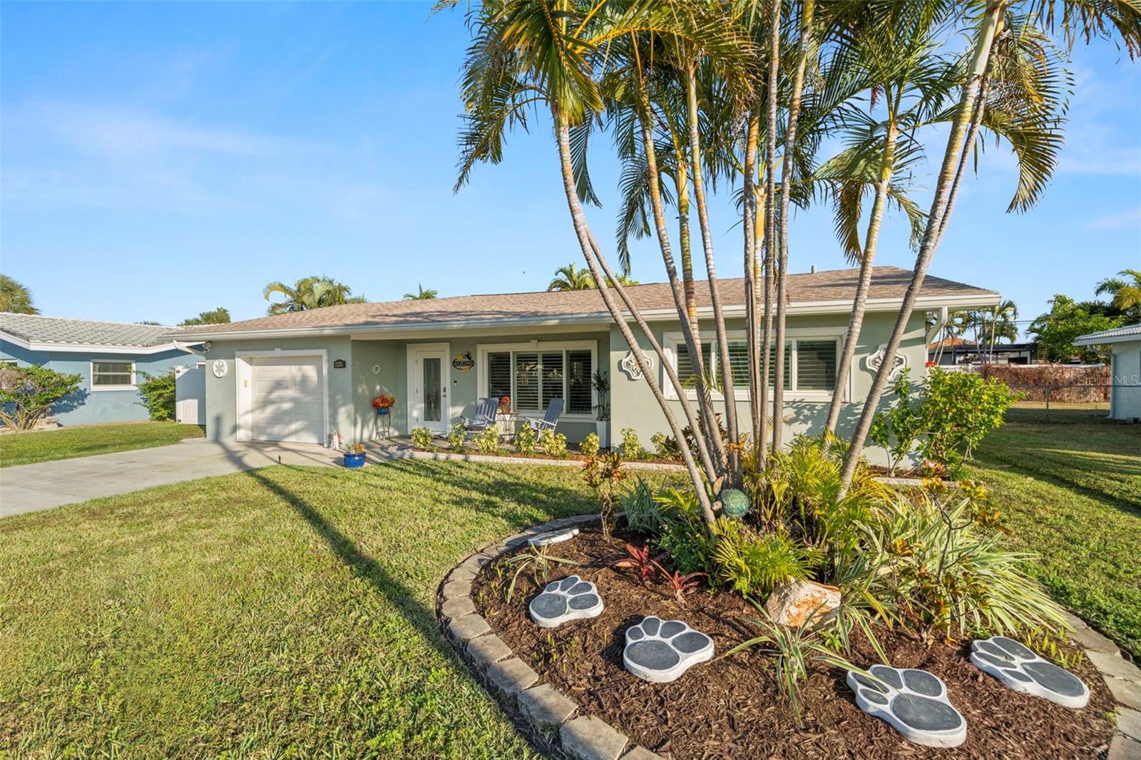 Treasure Island, Florida, 33706, United States, 3 Bedrooms Bedrooms, ,2 BathroomsBathrooms,Residential,For Sale,1996513