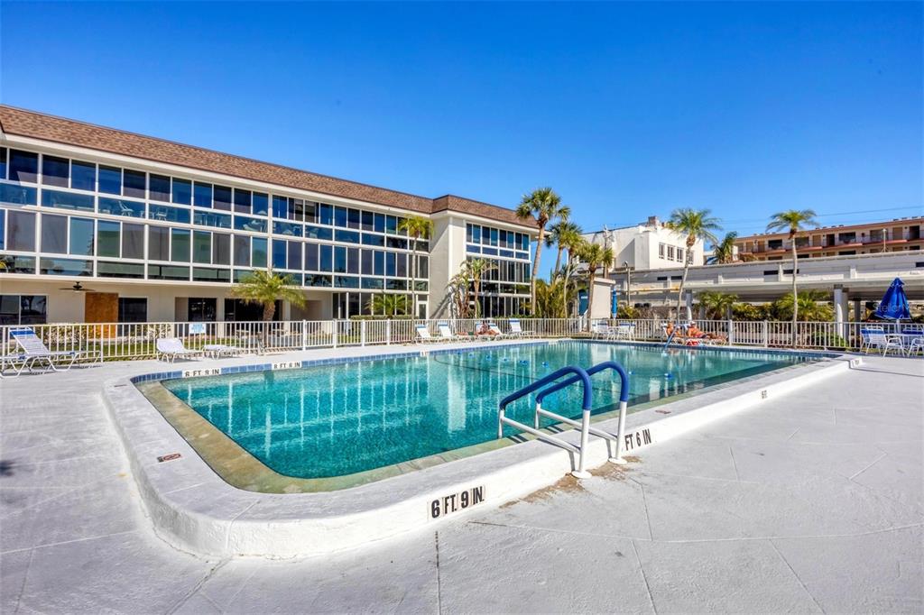 Sarasota, Florida, 34236, United States, 2 Bedrooms Bedrooms, ,2 BathroomsBathrooms,Residential,For Sale,1743454