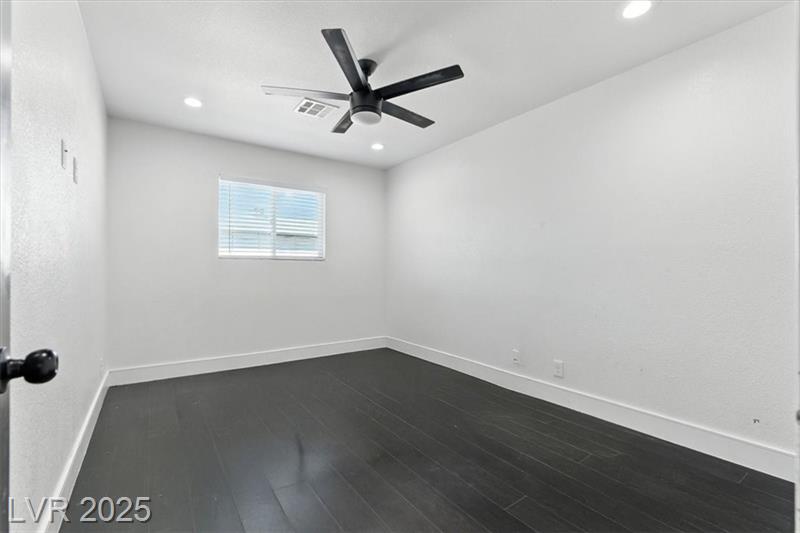 Las Vegas, Nevada, 89106, United States, 4 Bedrooms Bedrooms, ,3 BathroomsBathrooms,Residential,For Sale,1942763