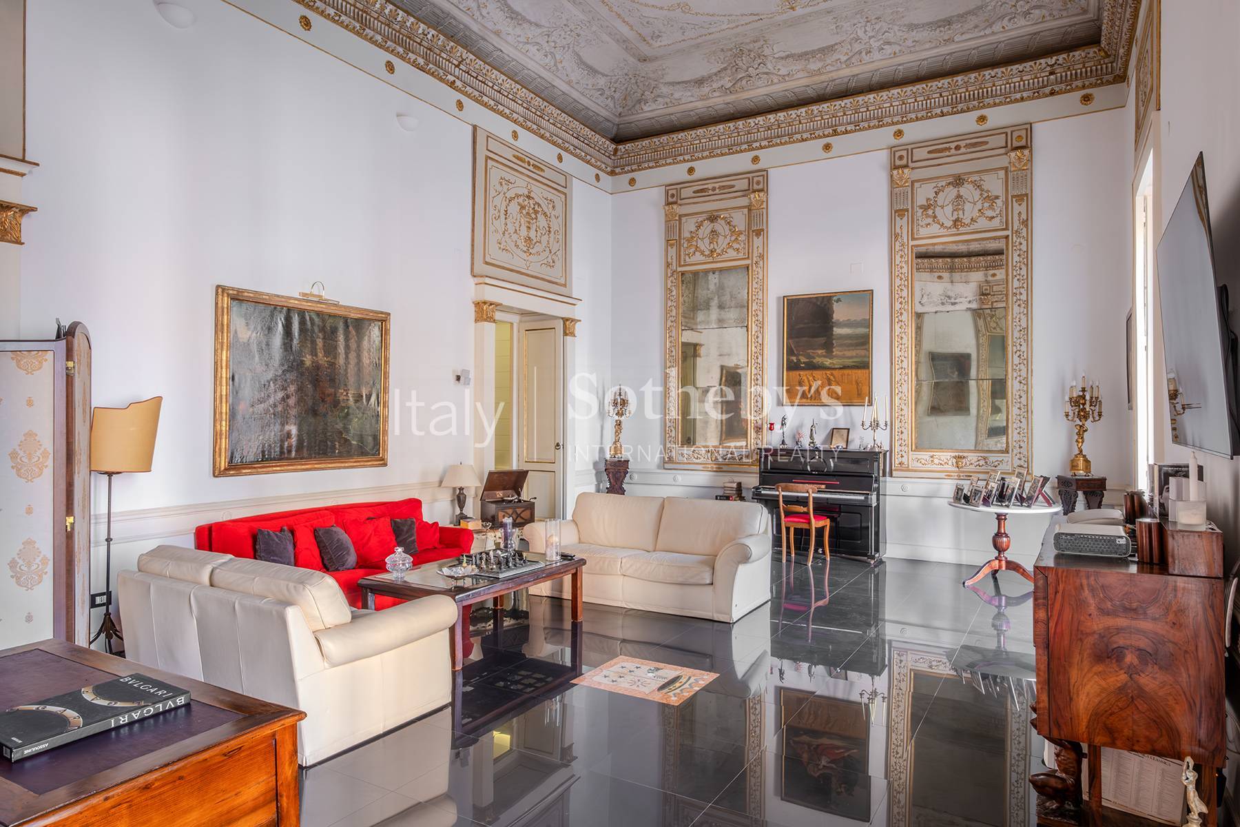  Elegant apartment in a noble palace - 物件實景