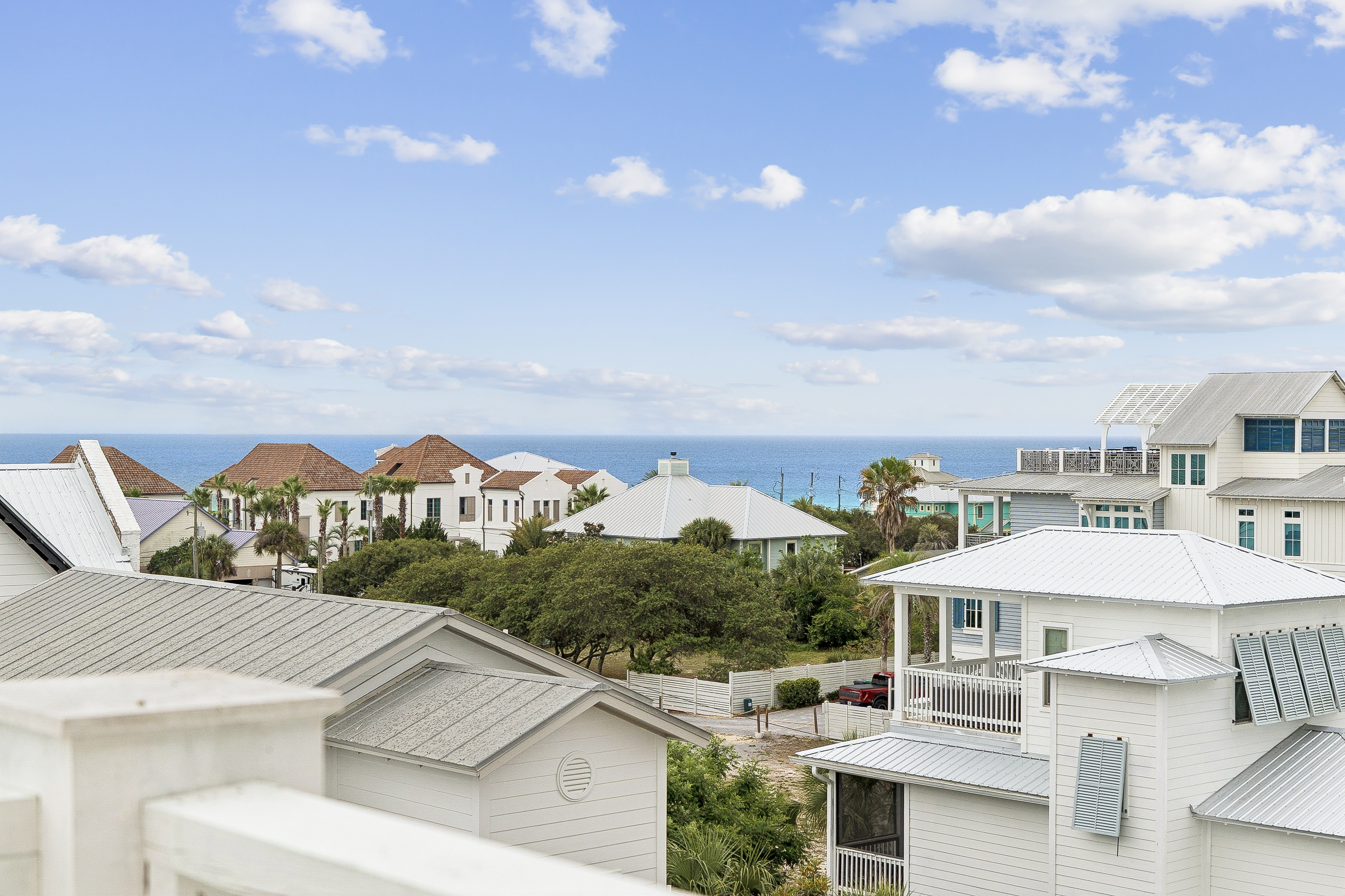  Stunning New Construction with Gulf Views, Courtyard Pool & Designer Finishes - 物件實景
