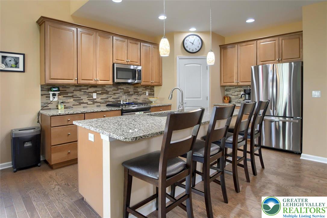 Upper Milford Twp, Pennsylvania, 18049, United States, 3 Bedrooms Bedrooms, ,3 BathroomsBathrooms,Residential,For Sale,1960503