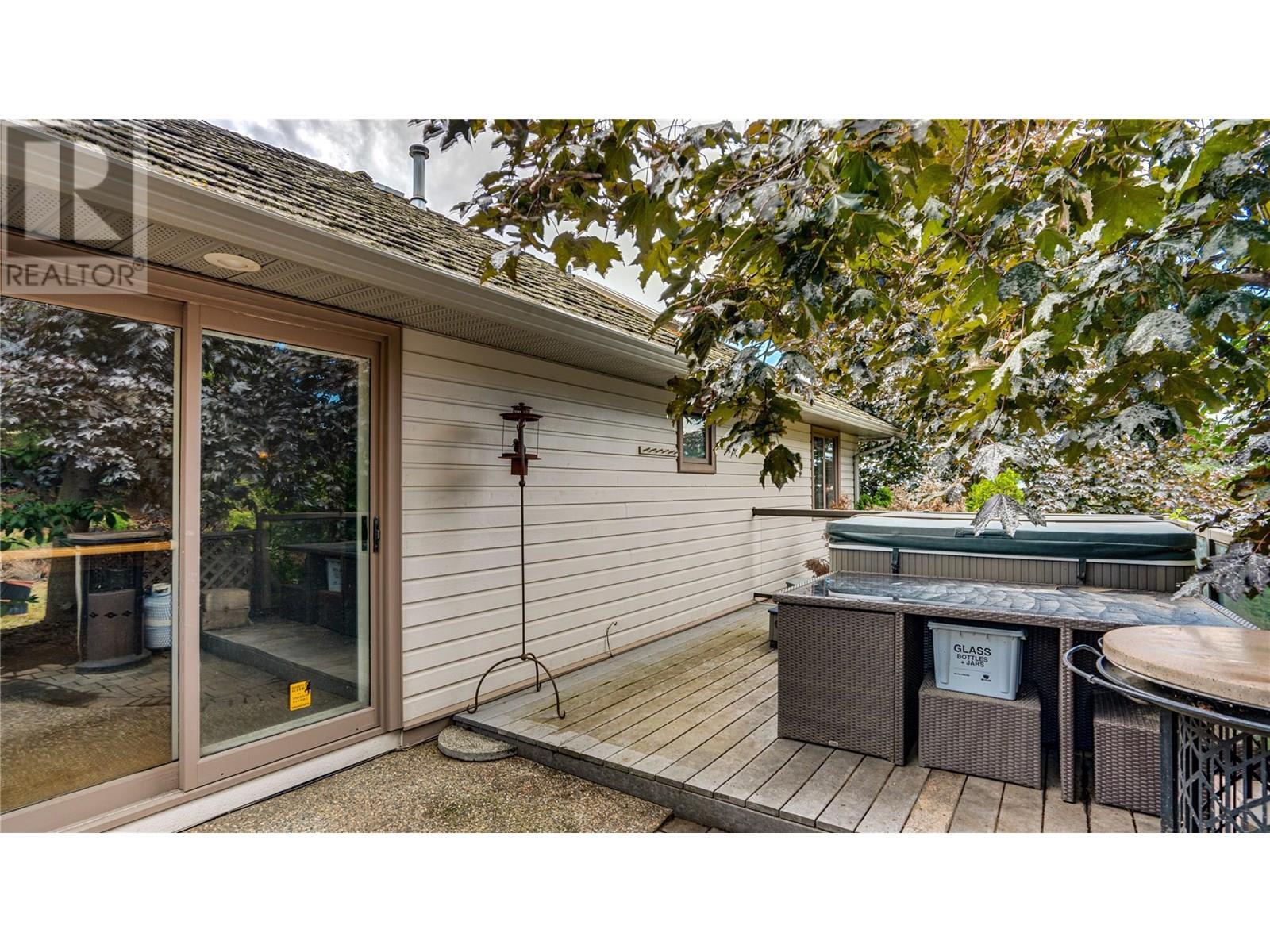 VERNON, British Columbia, V1B 2W8, CA, 5 Bedrooms Bedrooms, ,3 BathroomsBathrooms,Residential,For Sale,1901364