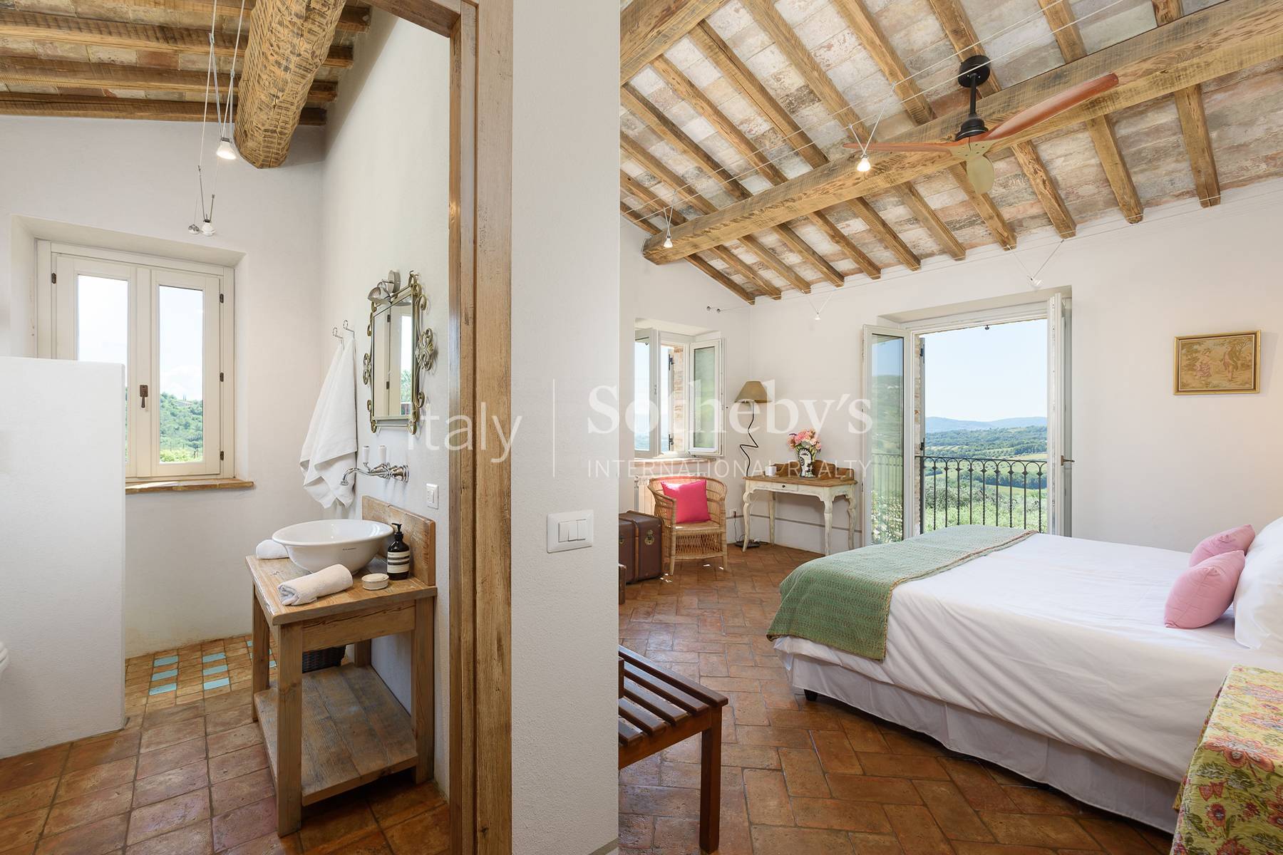  Historic Farmhouse Reimagined as an Exquisite Villa - 物件實景
