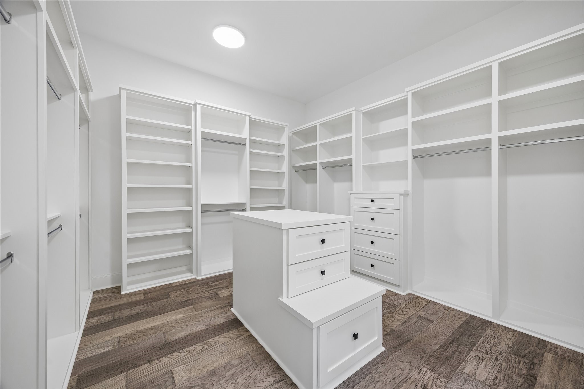  2065 Southgate Boulevard - 物件實景