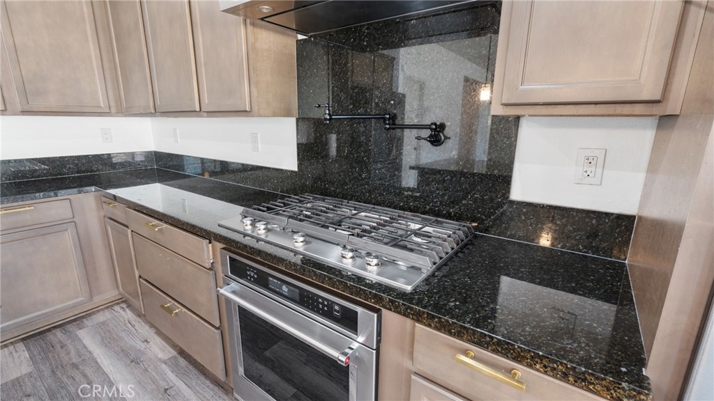 Perris, California, 92571, United States, 5 Bedrooms Bedrooms, ,3 BathroomsBathrooms,Residential,For Sale,1980926