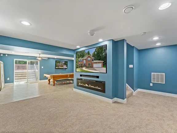 Manassas Park, Virginia, 20111, United States, 4 Bedrooms Bedrooms, ,4 BathroomsBathrooms,Residential,For Sale,1978924