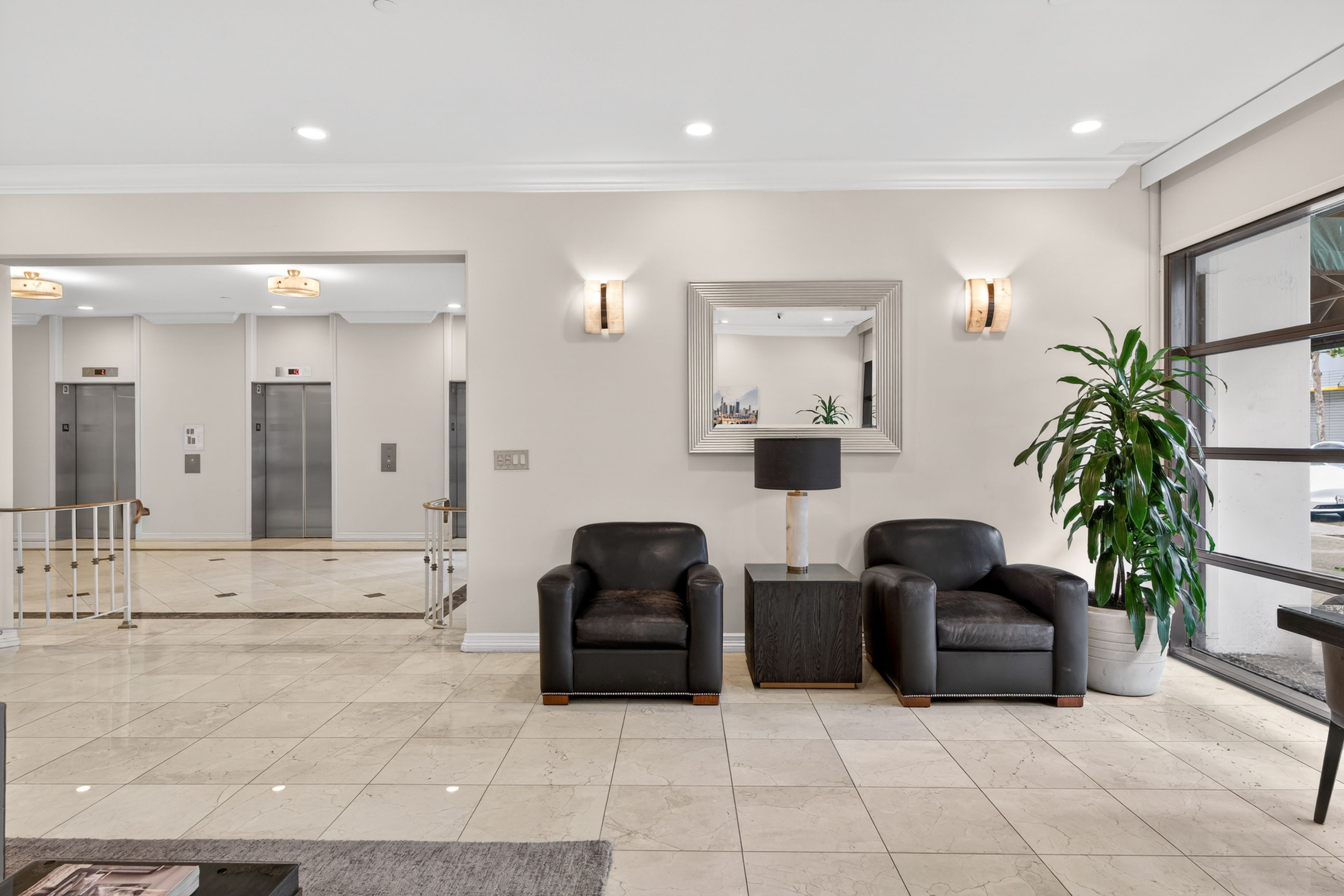  600 West 9th Street #1512 - 物件實景