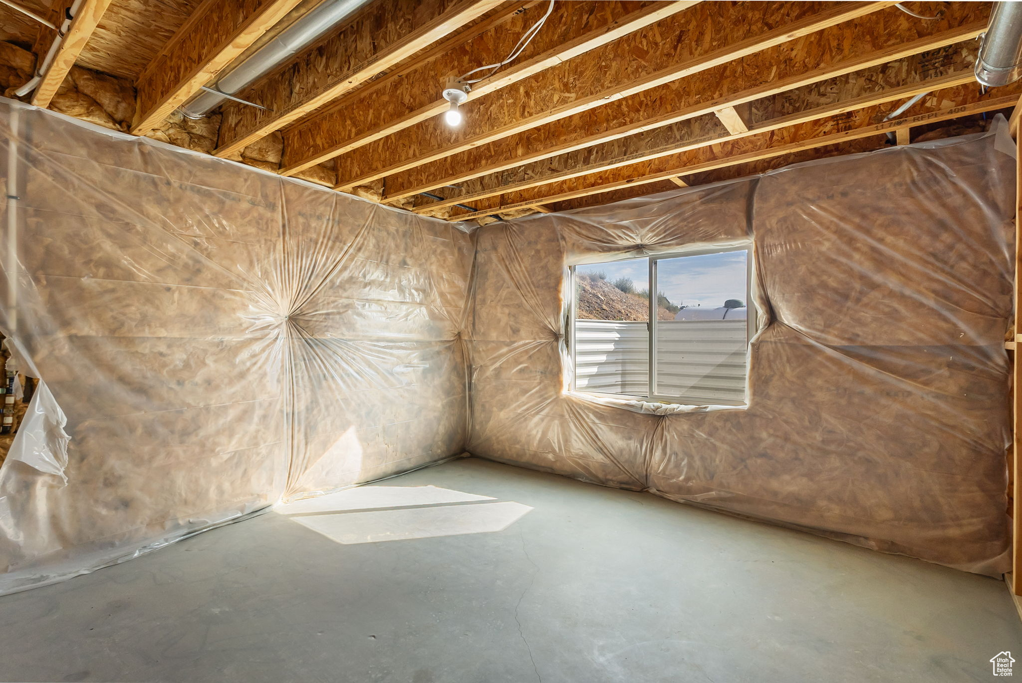 Stockton, Utah, 84071, United States, 3 Bedrooms Bedrooms, ,3 BathroomsBathrooms,Residential,For Sale,1927433