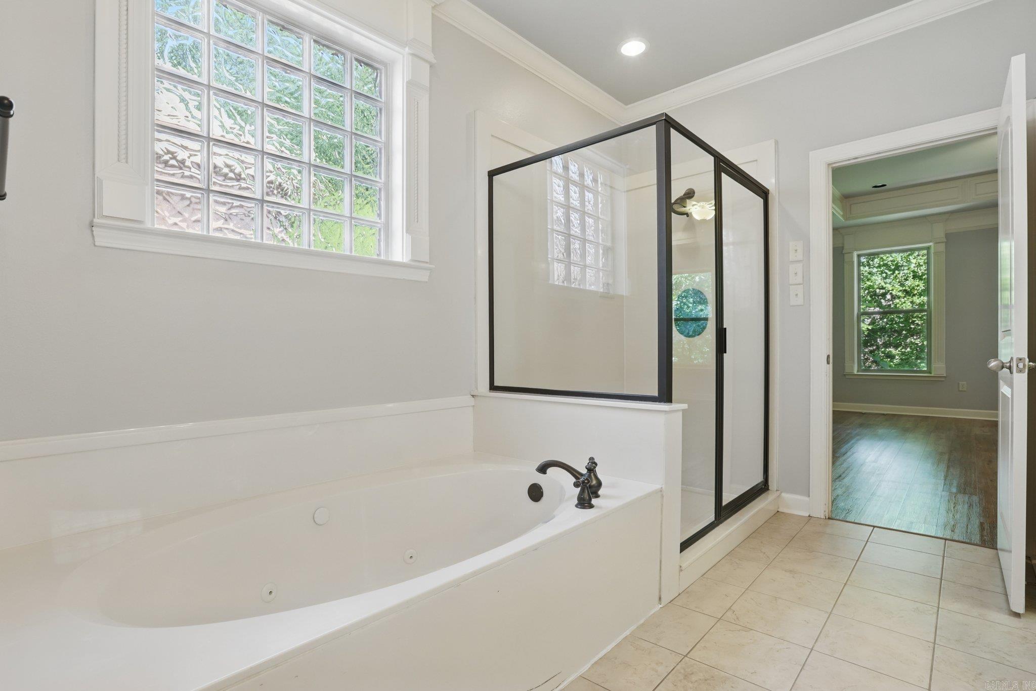 Little Rock, Arkansas, 72211, United States, 4 Bedrooms Bedrooms, ,4 BathroomsBathrooms,Residential,For Sale,1950270