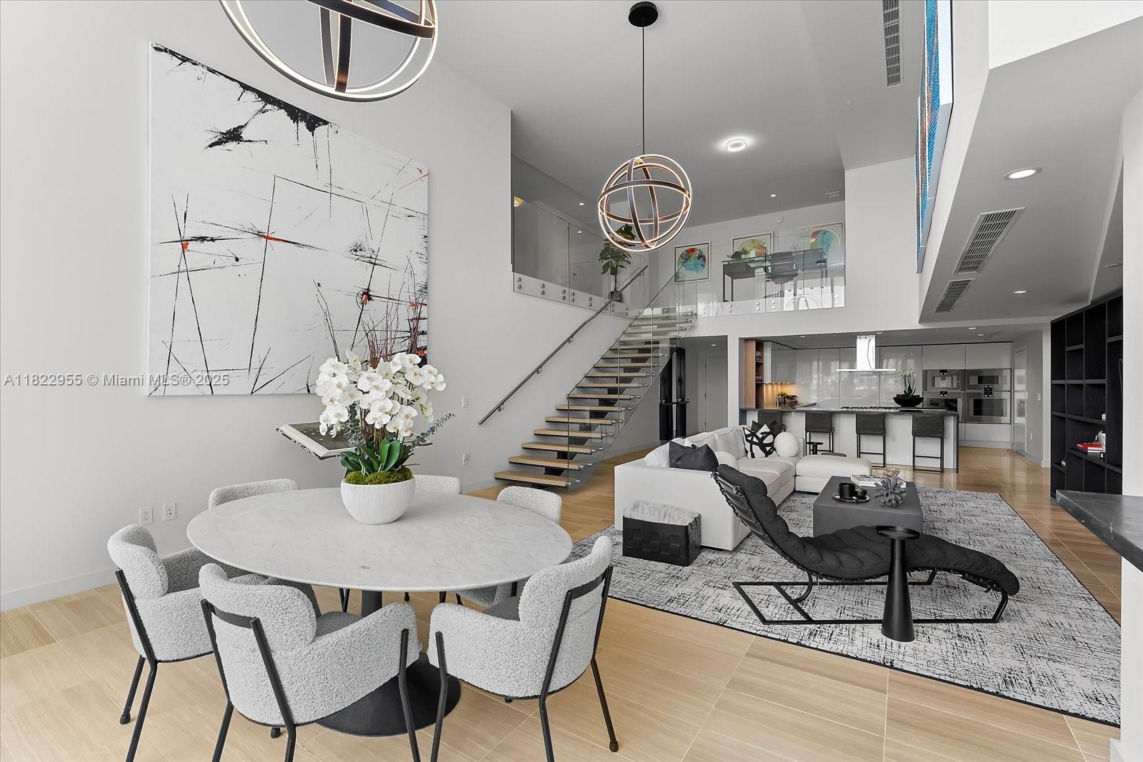 Miami Beach, Florida, 33140, United States, 4 Bedrooms Bedrooms, ,5 BathroomsBathrooms,Residential,For Sale,1949719