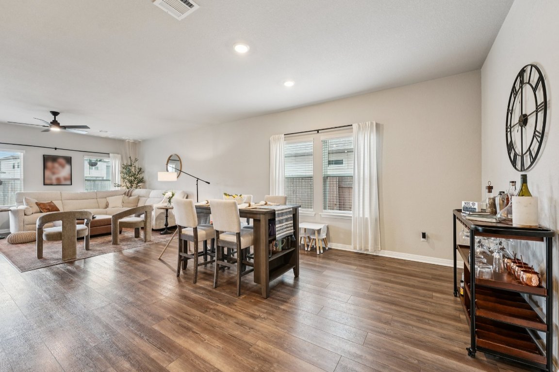 Georgetown, Texas, 78628, United States, 5 Bedrooms Bedrooms, ,3 BathroomsBathrooms,Residential,For Sale,1882830