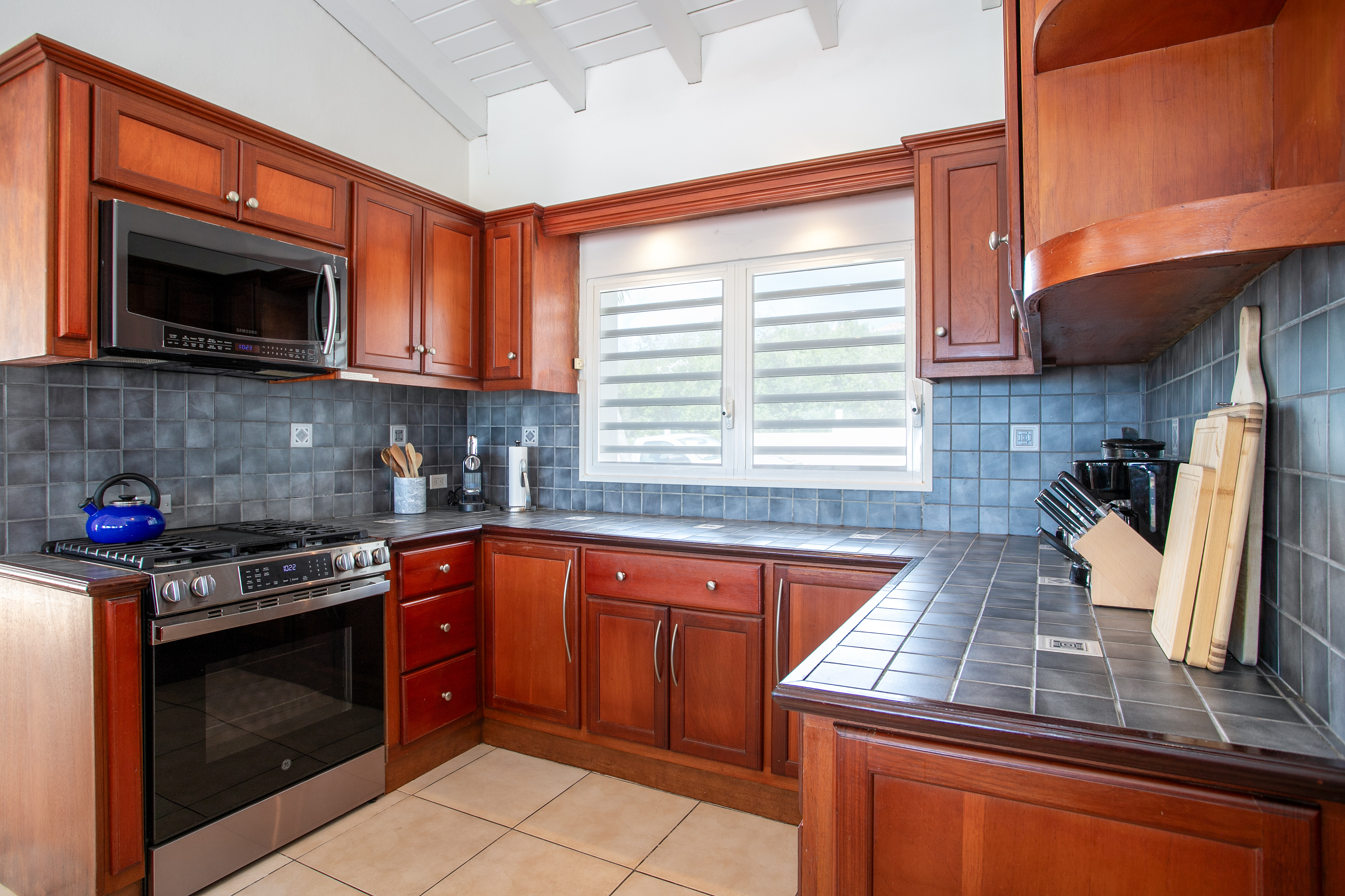  3 Bedroom Ocean View Villa Near Baie Rouge Beach - 物件實景