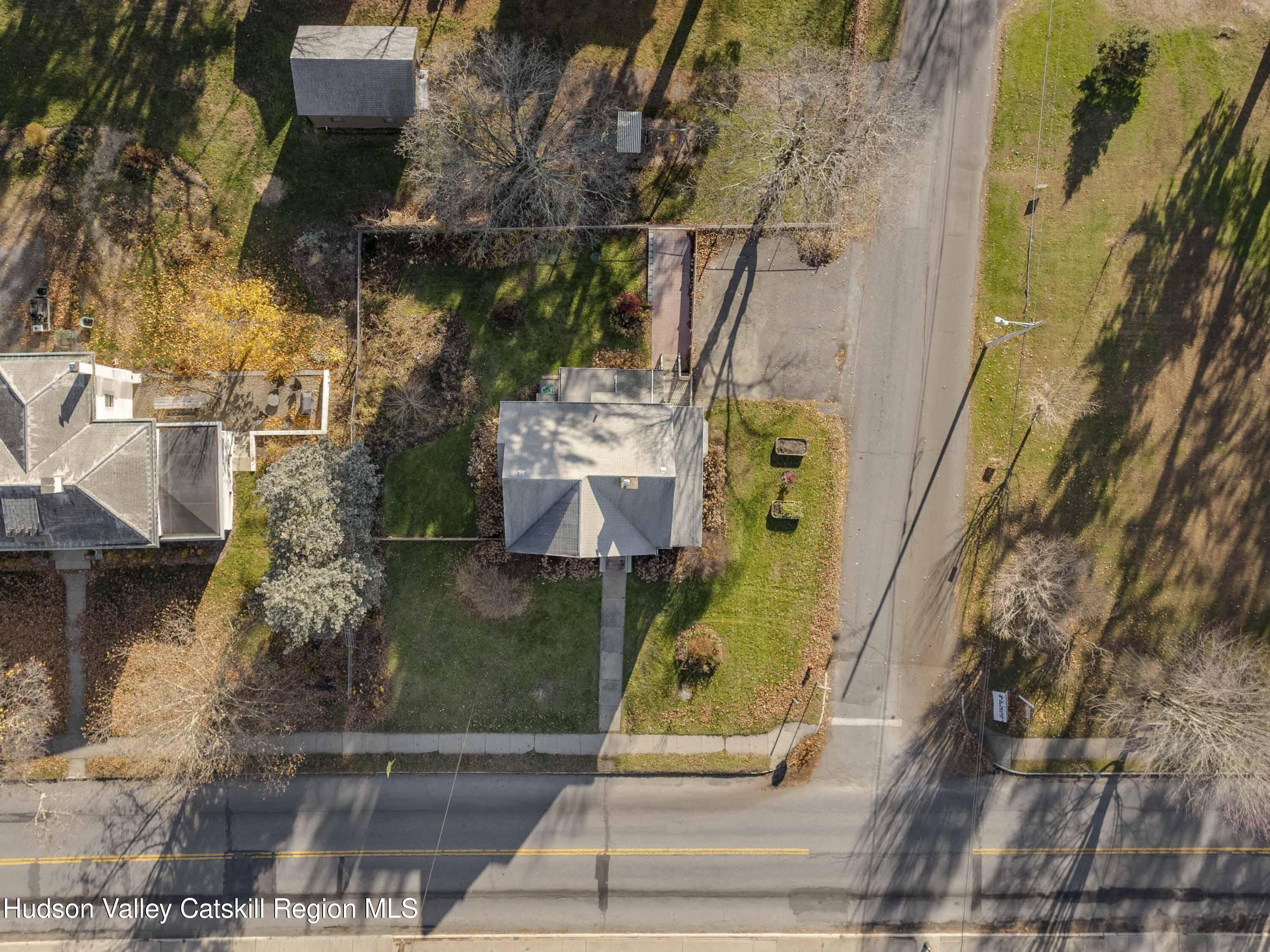 Red Hook, New York, 12571, United States, 4 Bedrooms Bedrooms, ,3 BathroomsBathrooms,Residential,For Sale,2000518