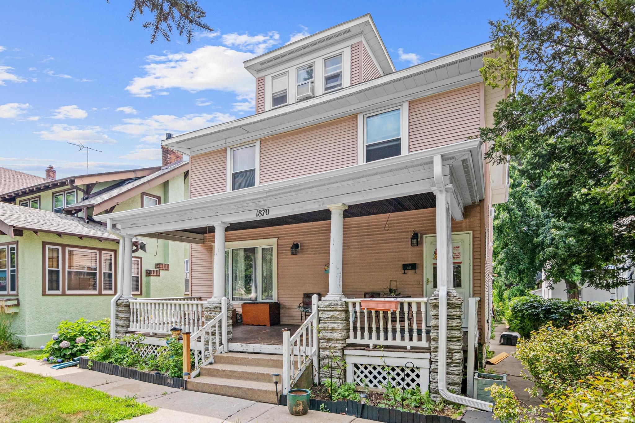  Historic Merriam Park Home Ready for Its Next Chapter - 物件實景