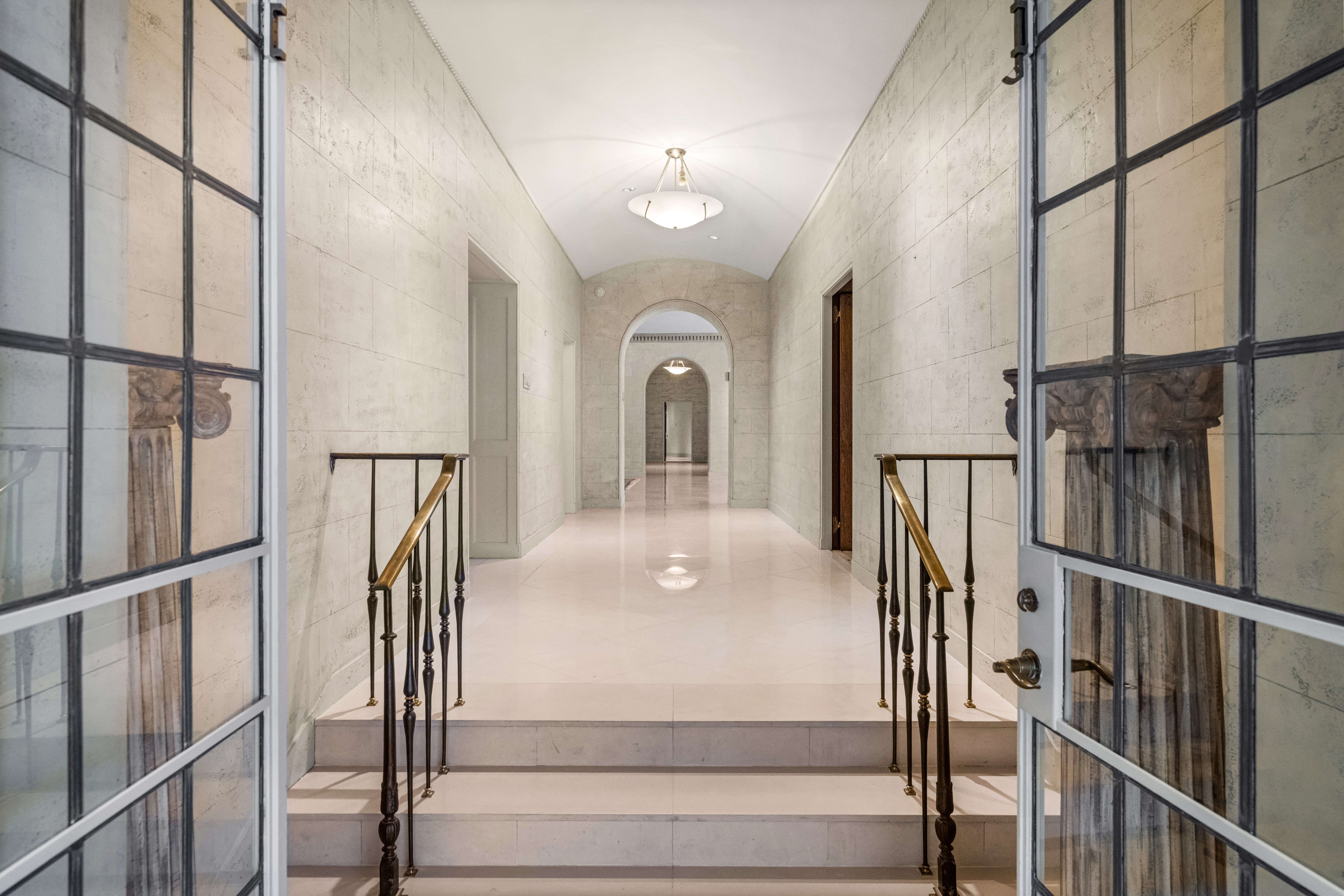  220 Ravenscliff Road, Saint Davids, PA 19087 - 物件實景