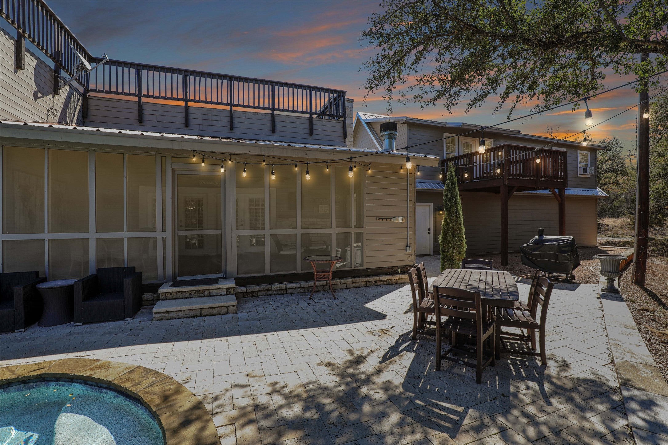 Possum Kingdom Lake, Texas, 76450, United States, 5 Bedrooms Bedrooms, ,3 BathroomsBathrooms,Residential,For Sale,2049060