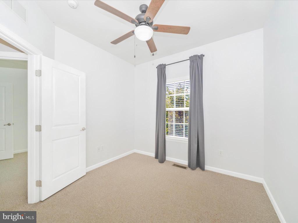 Greenbelt, Maryland, 20770, United States, 3 Bedrooms Bedrooms, ,4 BathroomsBathrooms,Residential,For Sale,1981928