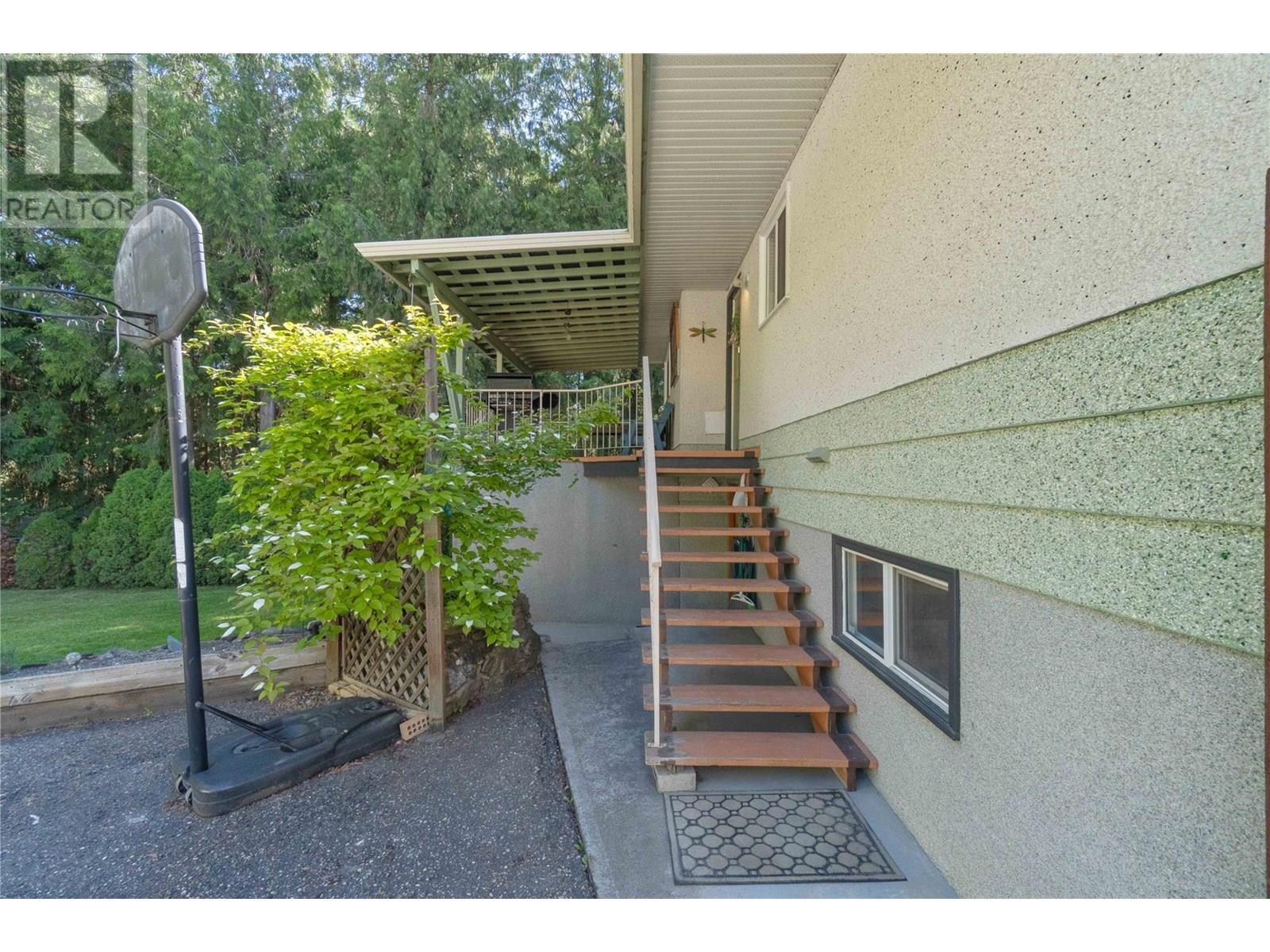 SORRENTO, British Columbia, V0E 2W0, CA, 4 Bedrooms Bedrooms, ,2 BathroomsBathrooms,Residential,For Sale,1837690