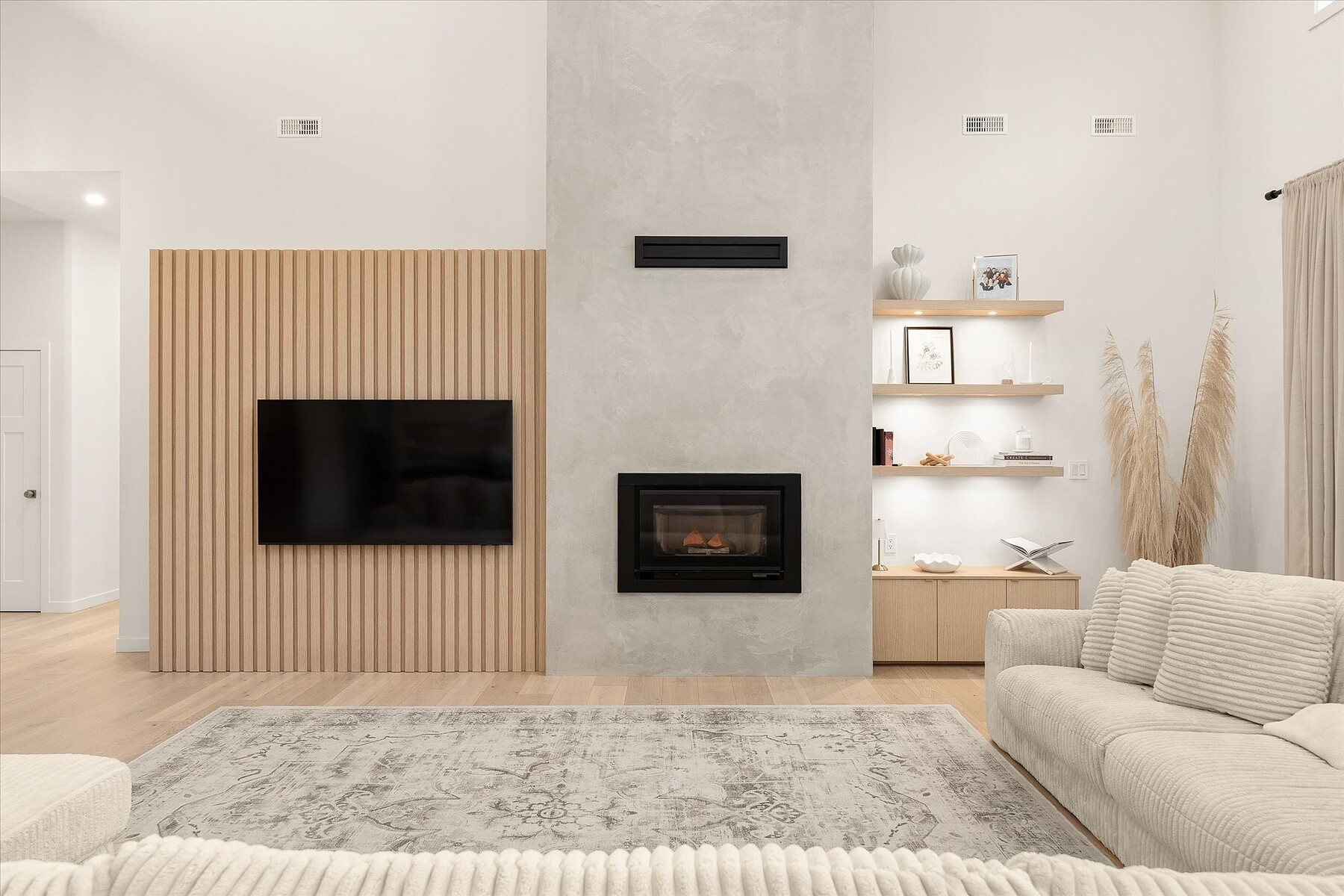  Gorgeous Custom Home - 物件實景