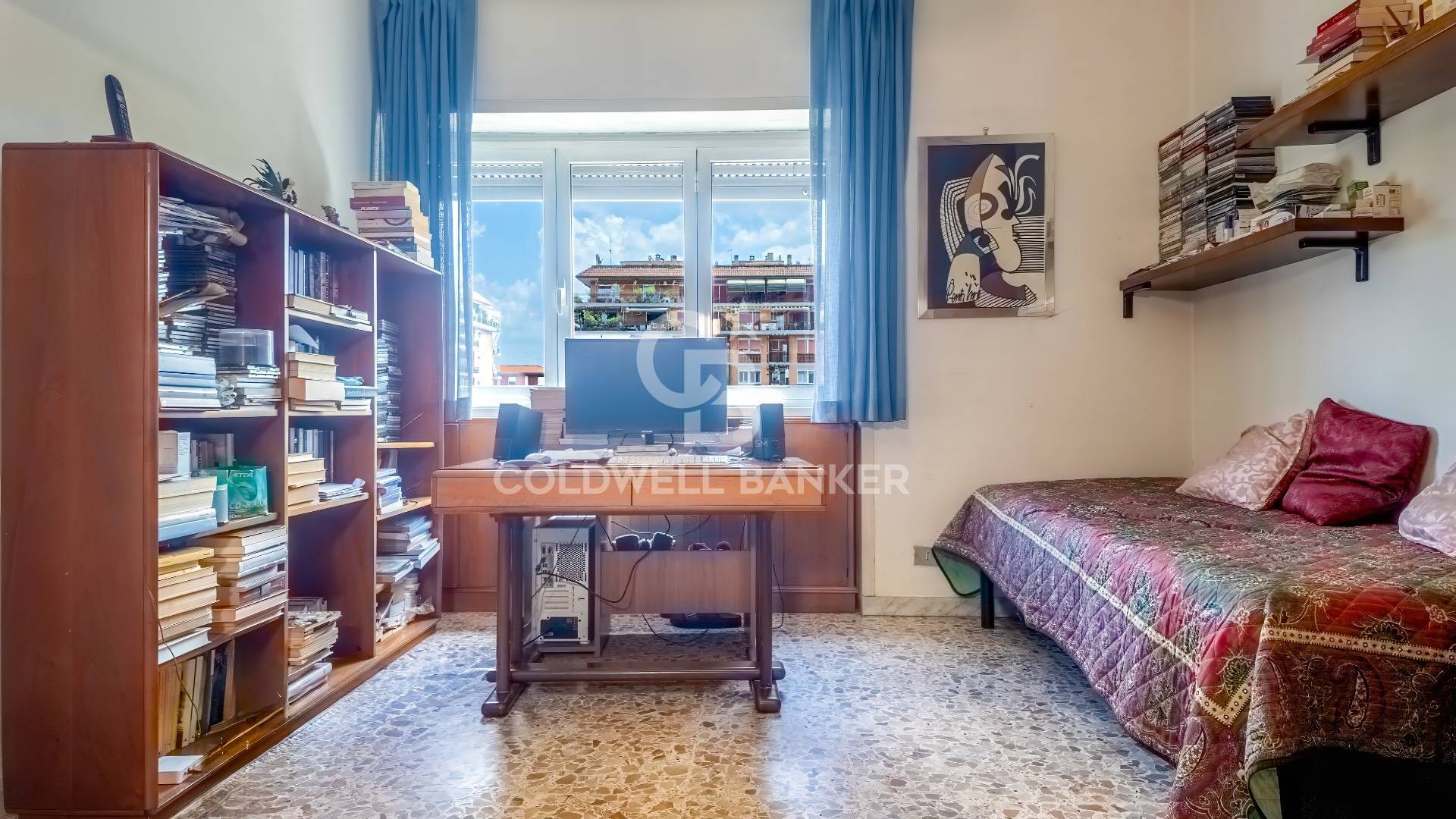 Roma, Roma, 00100, IT, 3 Bedrooms Bedrooms, ,2 BathroomsBathrooms,Residential,For Sale,1900987