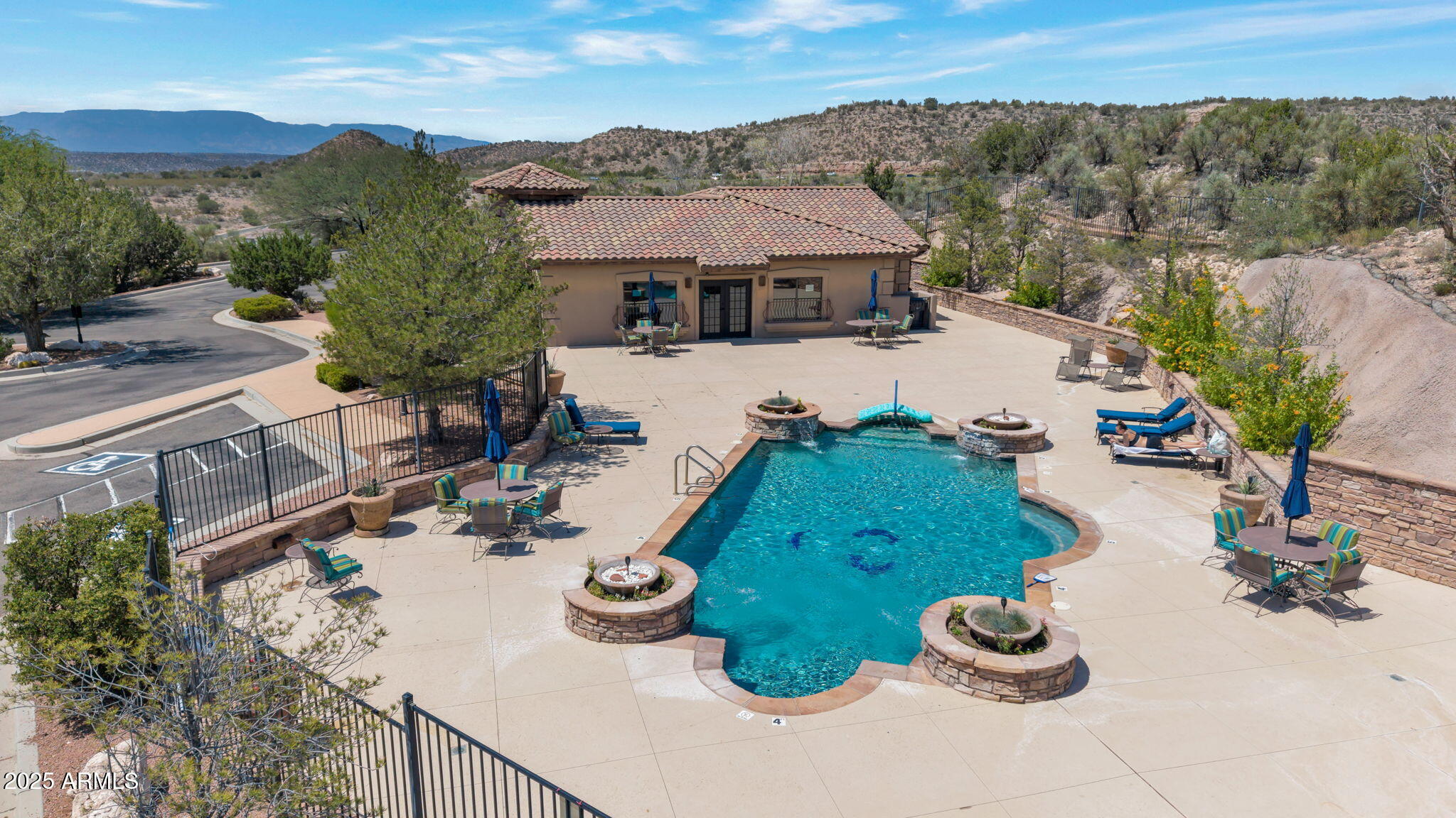 Rimrock, Arizona, 86335, United States, 3 Bedrooms Bedrooms, ,Residential,For Sale,1926996