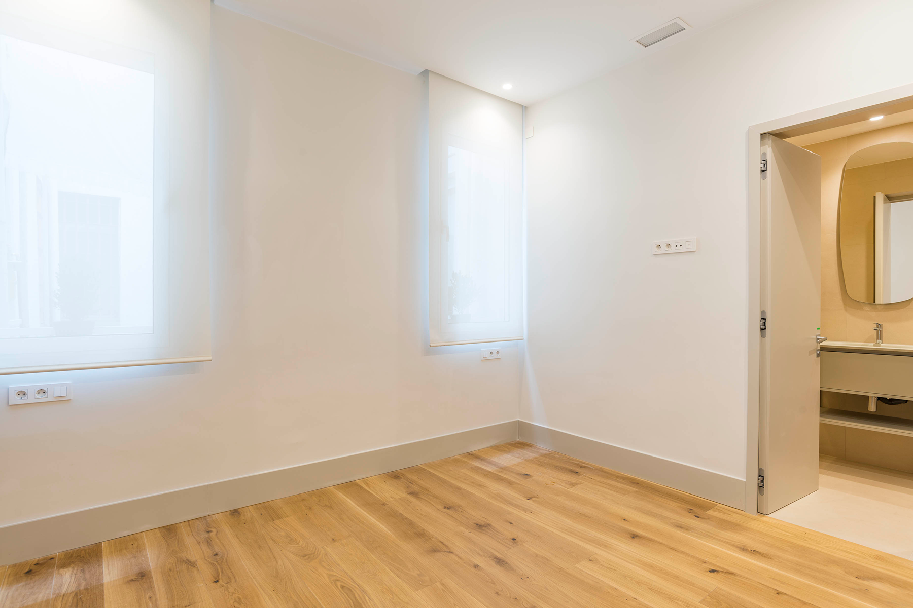  Renovated Classic flat for Sale in Justicia, Madrid - 物件實景