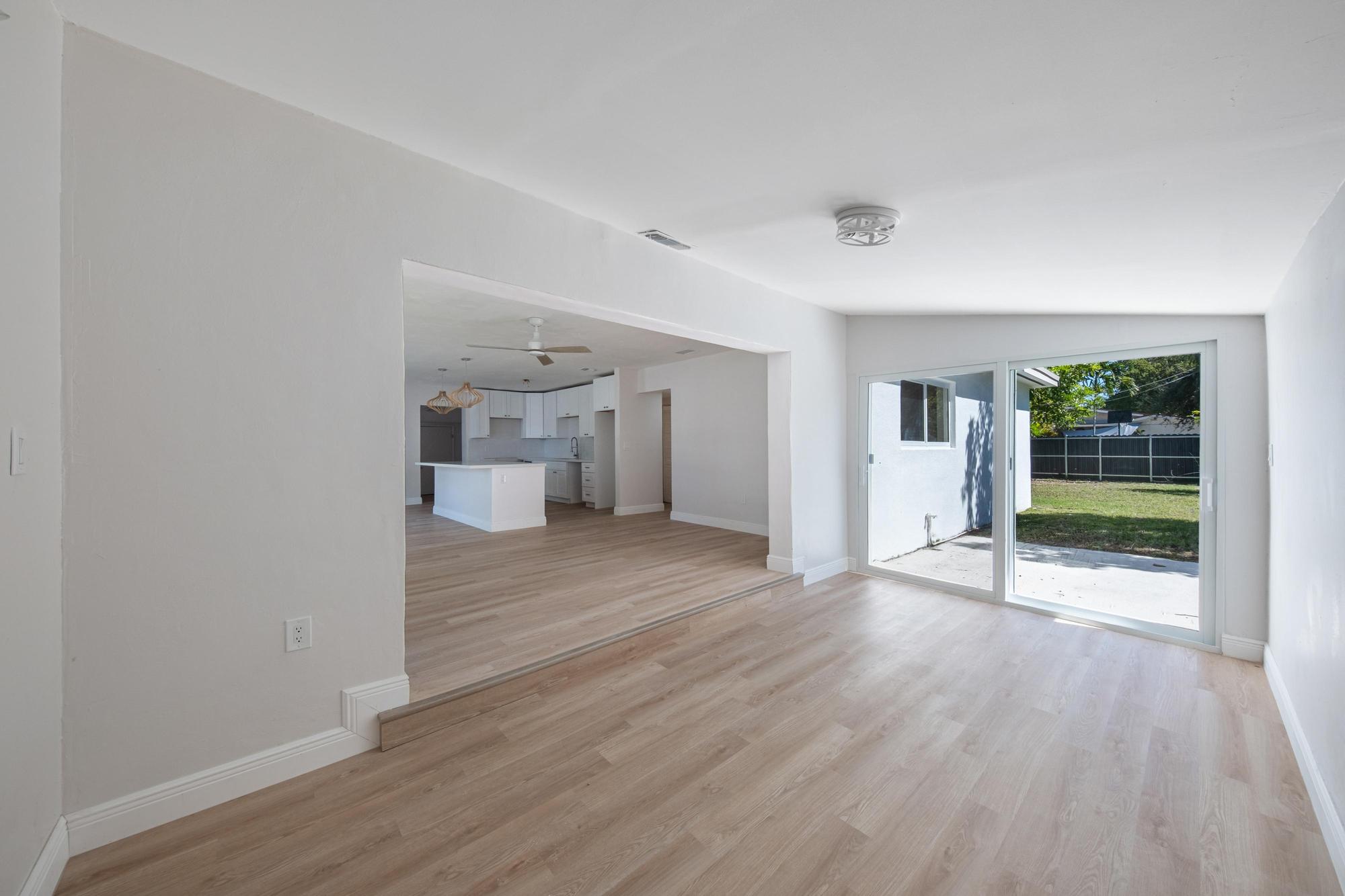 Cutler Bay, Florida, 33189, United States, 5 Bedrooms Bedrooms, ,2 BathroomsBathrooms,Residential,For Sale,1987060