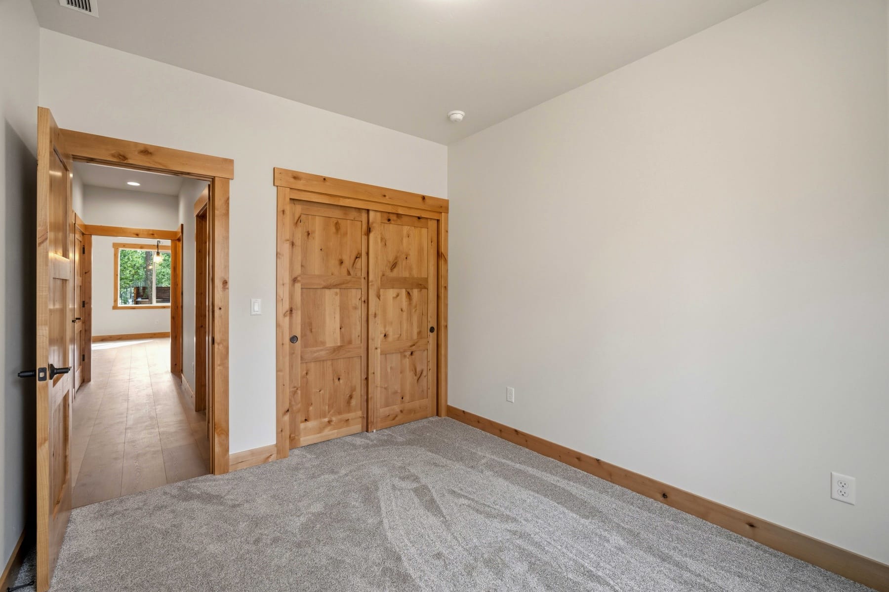  17146 Covina Road Bend, OR 97707 - 物件實景