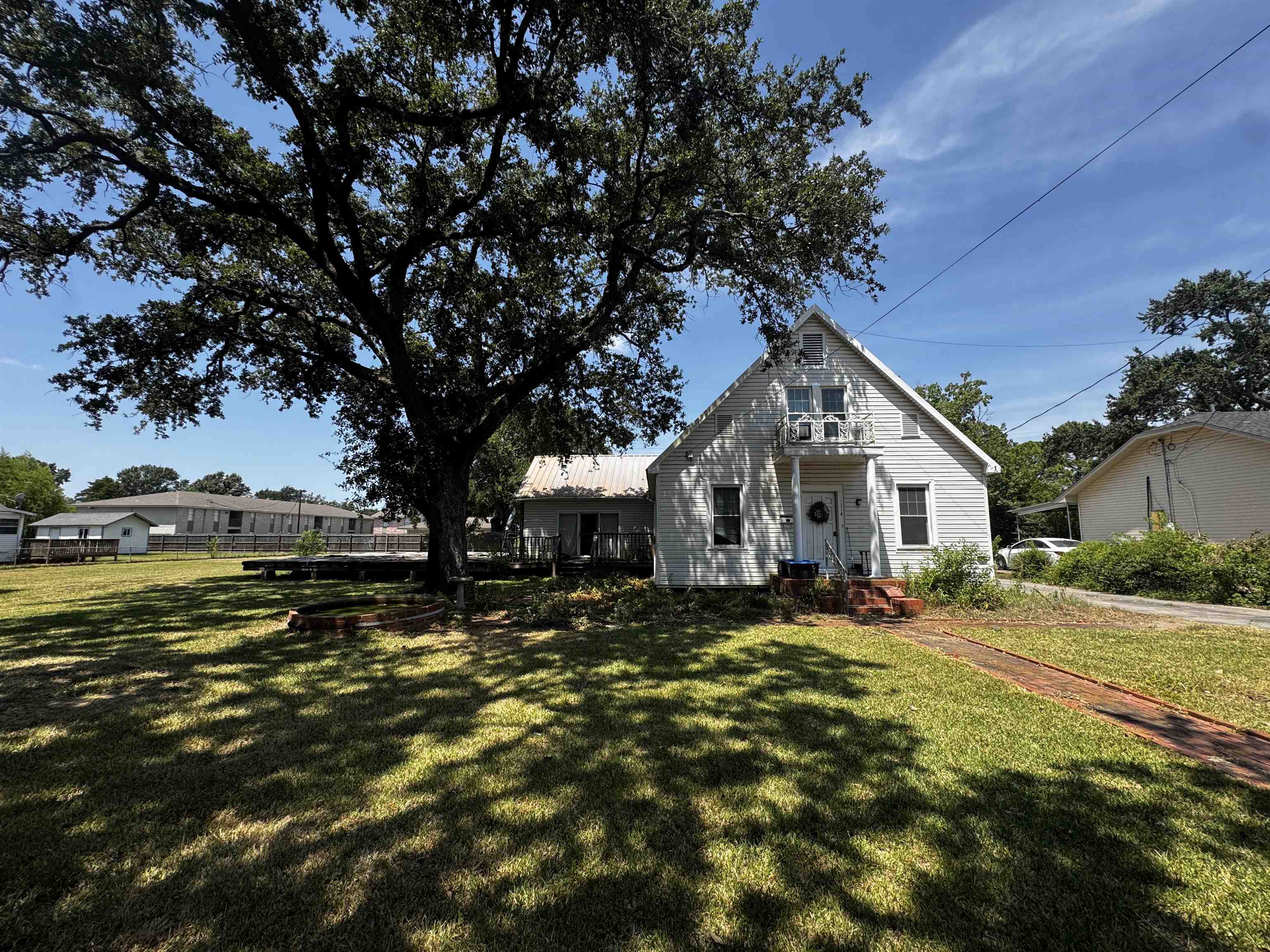 Luling Ave, Nederland, TX 77627 #1