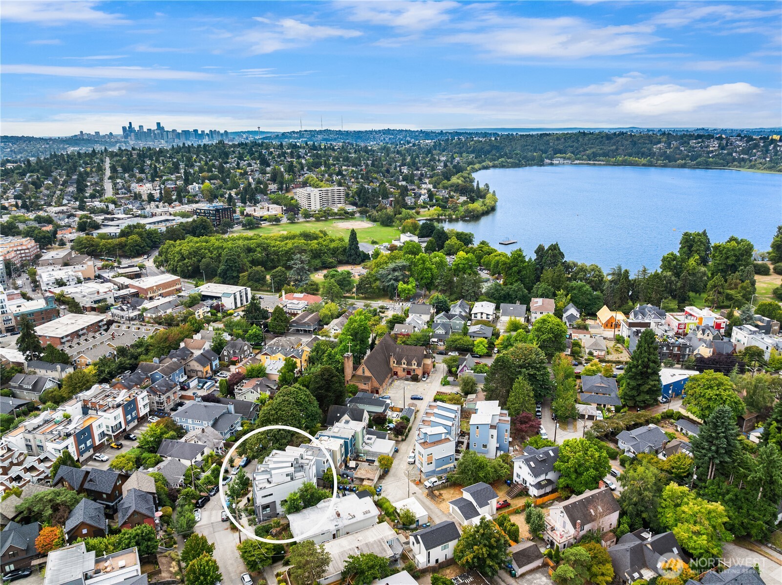 Seattle, Washington, 98115, United States, 3 Bedrooms Bedrooms, ,Residential,For Sale,1926202
