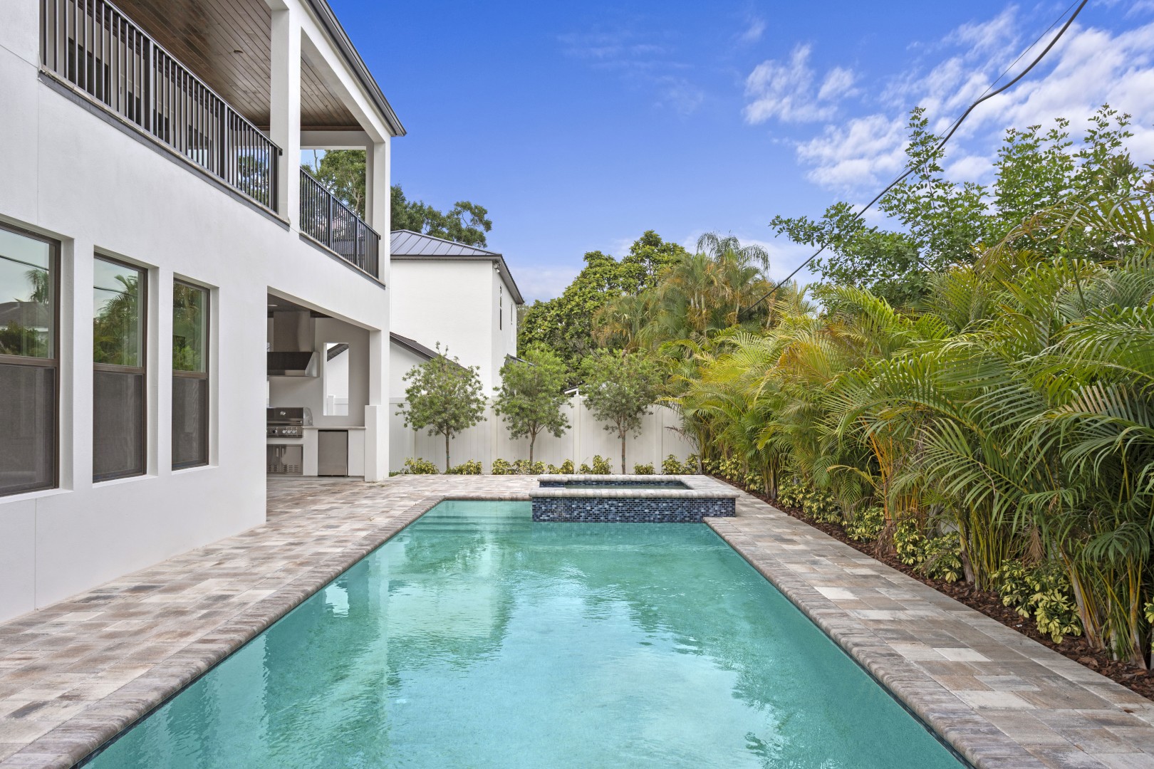 Tampa, Florida, 33611, United States, 6 Bedrooms Bedrooms, ,6 BathroomsBathrooms,Residential,For Sale,1981634