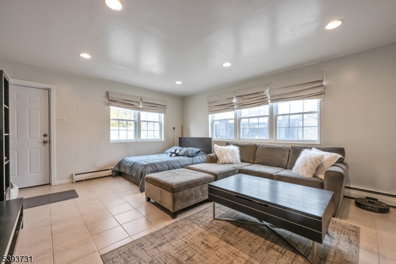 Woodland Park, New Jersey, 07424, United States, 3 Bedrooms Bedrooms, ,3 BathroomsBathrooms,Residential,For Sale,1984808