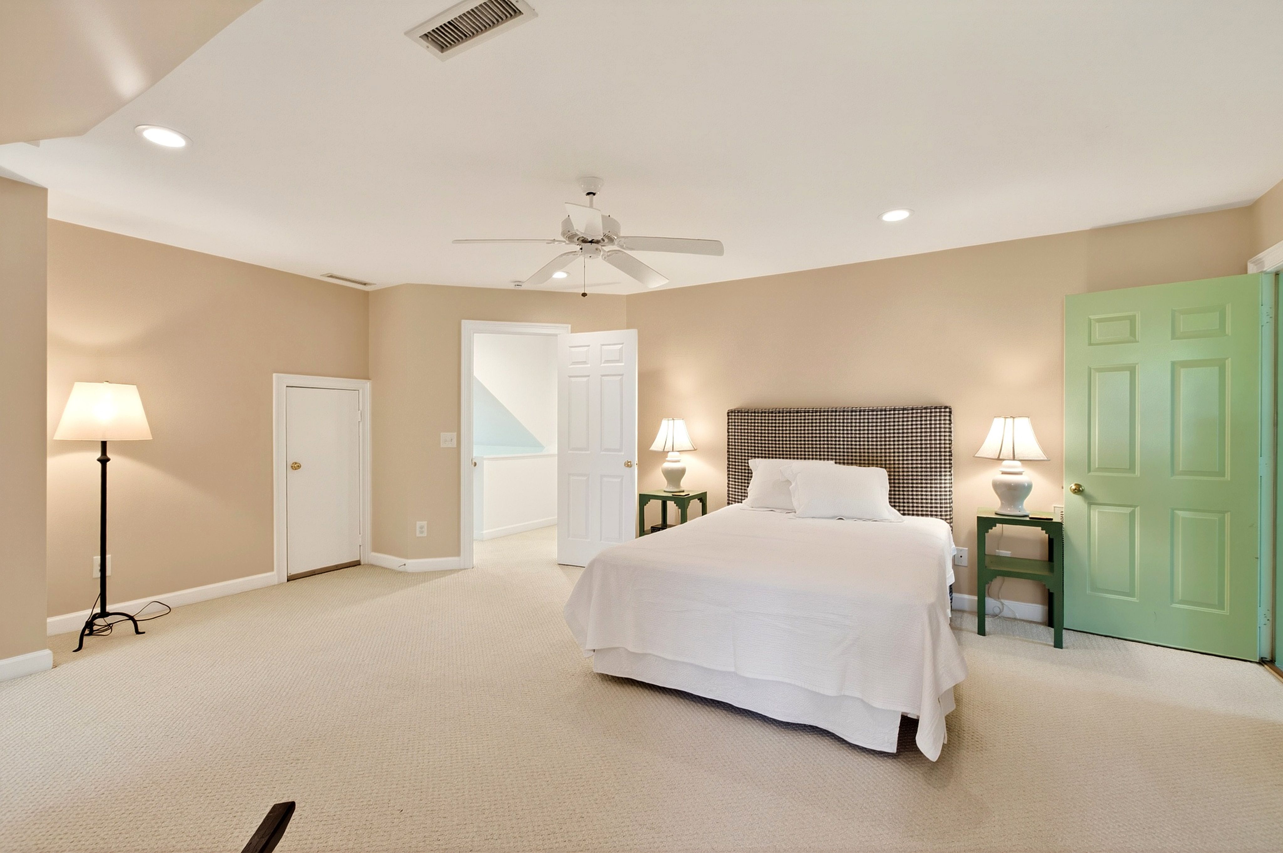  325 Nottingham Drive, Chapel Hill, NC 27517 - 物件實景