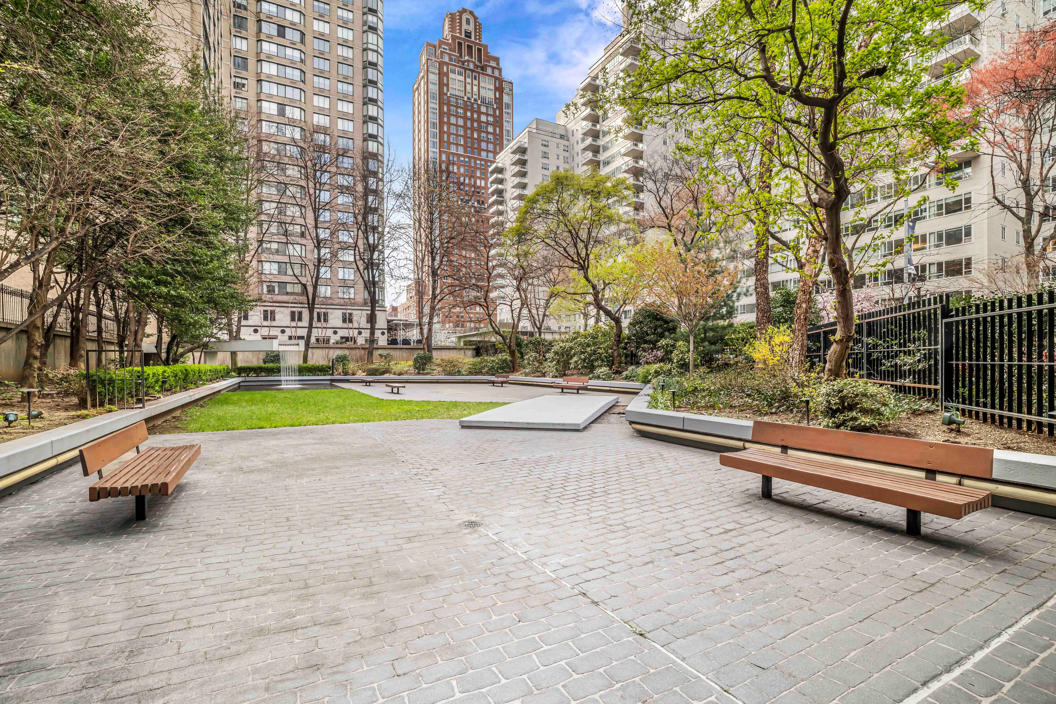  220 East 65th Street - 物件實景