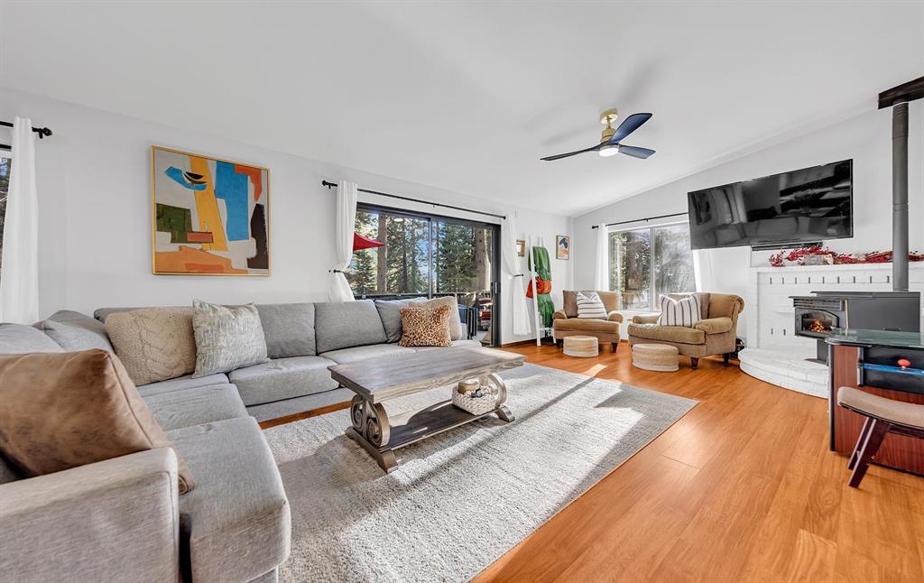 Lake Almanor Country Club, California, 96137, United States, 3 Bedrooms Bedrooms, ,3 BathroomsBathrooms,Residential,For Sale,1999657