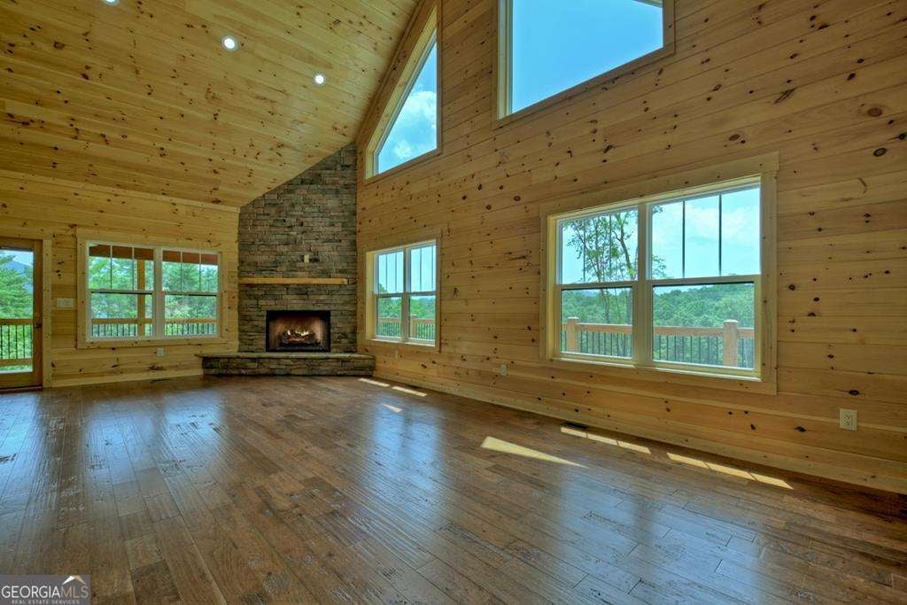 Mineral Bluff, Georgia, 30559, United States, 3 Bedrooms Bedrooms, ,3 BathroomsBathrooms,Residential,For Sale,2006600