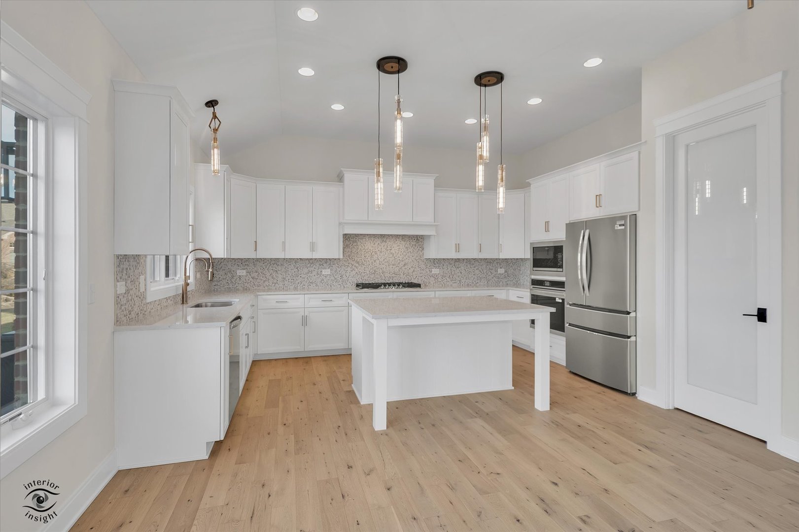 Frankfort, Illinois, 60423, United States, 2 Bedrooms Bedrooms, ,2 BathroomsBathrooms,Residential,For Sale,2012023