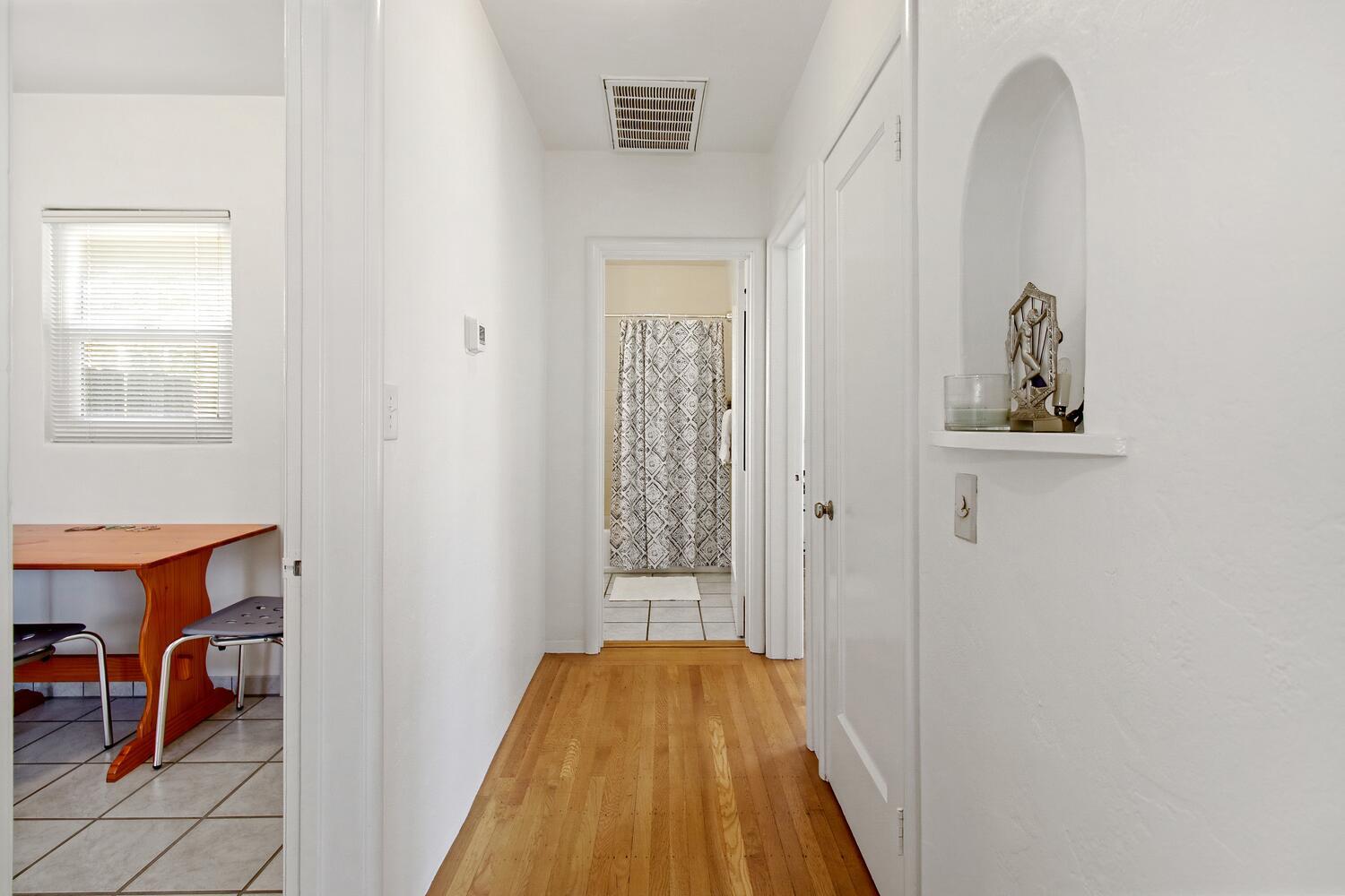 Sacramento, California, 95816, United States, ,Residential,For Sale,1862209