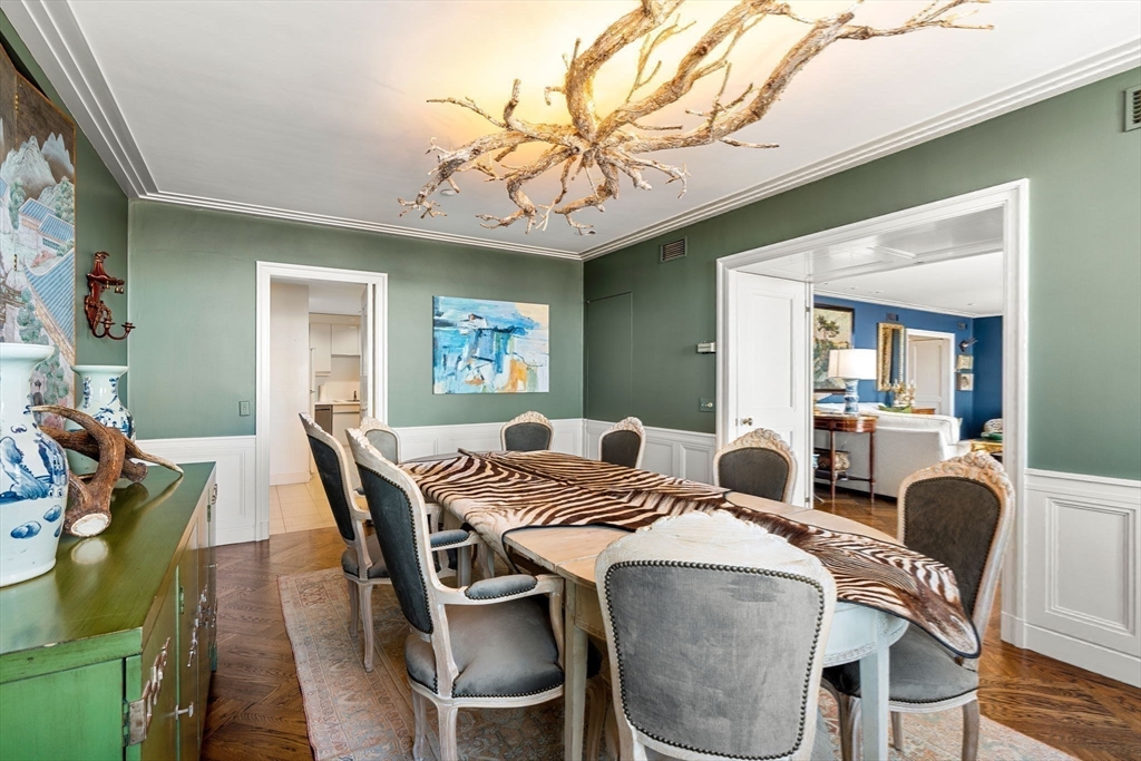 Boston, Massachusetts, 02116, United States, 3 Bedrooms Bedrooms, ,3 BathroomsBathrooms,Residential,For Sale,1850215