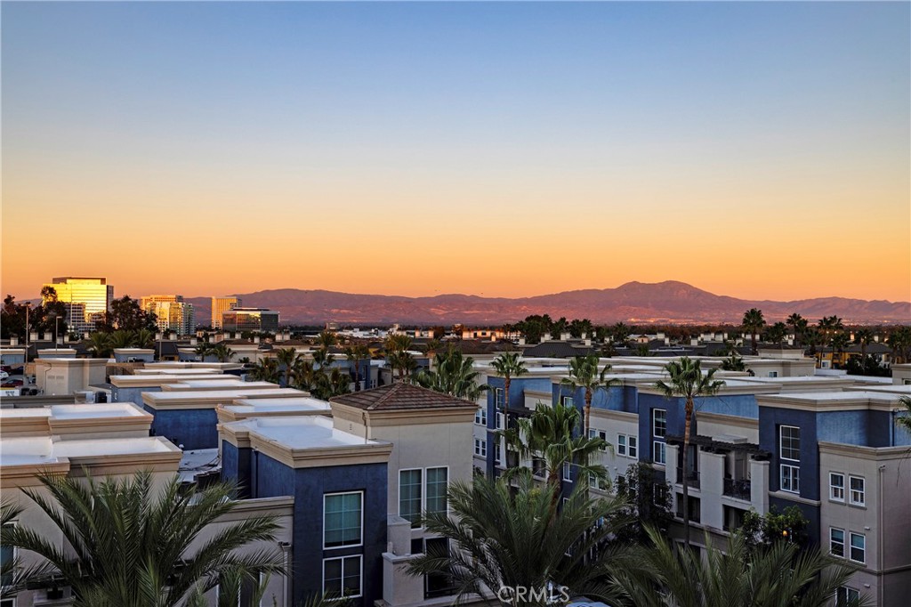 Irvine, California, 92612, United States, 2 Bedrooms Bedrooms, ,2 BathroomsBathrooms,Residential,For Sale,1989675