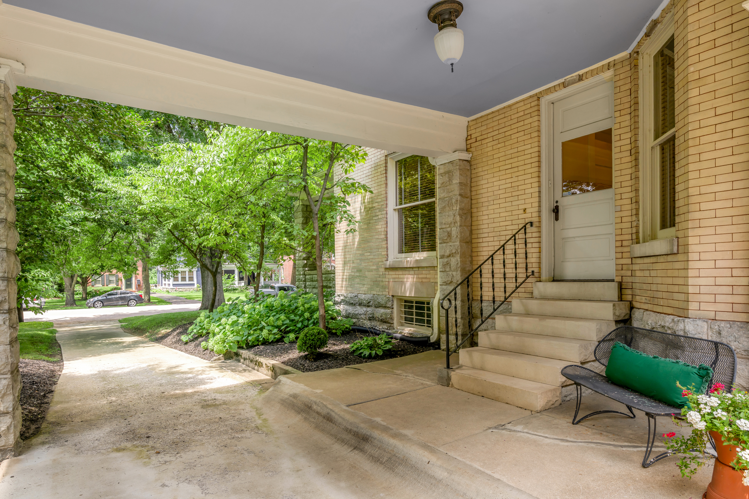  262 S Ashland Avenue - 物件實景