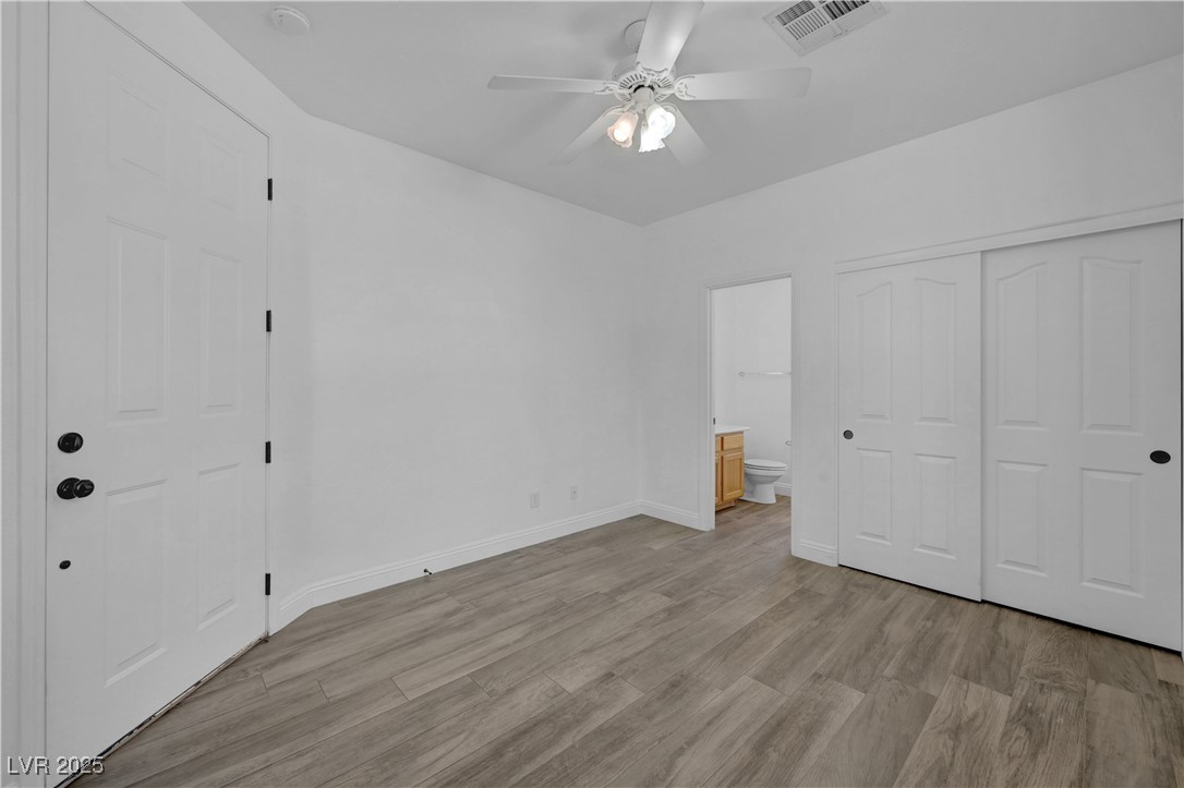 Henderson, Nevada, 89052, United States, 5 Bedrooms Bedrooms, ,2 BathroomsBathrooms,Residential,For Sale,1897207