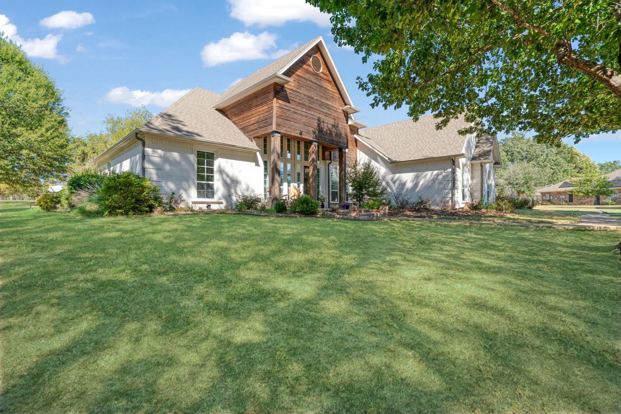 Paris, Texas, 75462, United States, 5 Bedrooms Bedrooms, ,4 BathroomsBathrooms,Residential,For Sale,1977755