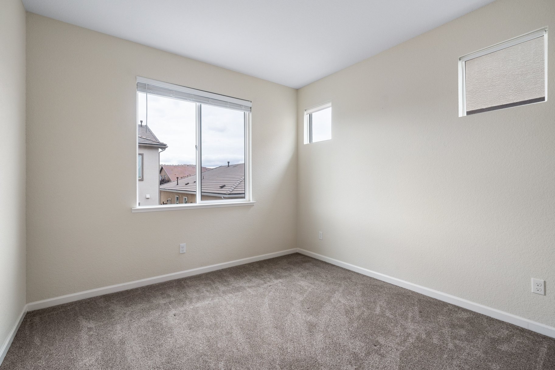  Two Story Walking Distance to Red Hawk Golf Course - 物件實景