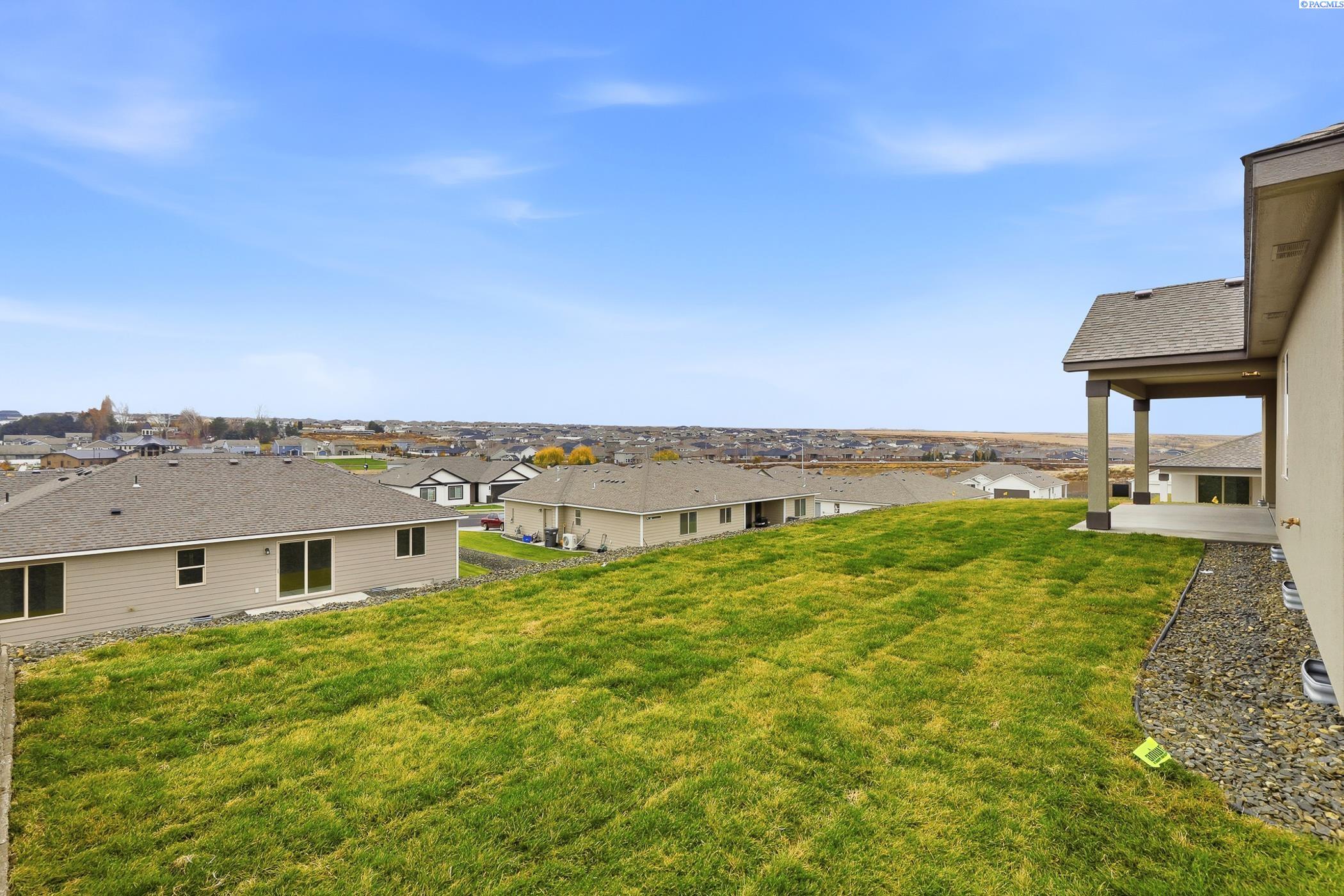 Kennewick, Washington, 99338, United States, 3 Bedrooms Bedrooms, ,2 BathroomsBathrooms,Residential,For Sale,2000655