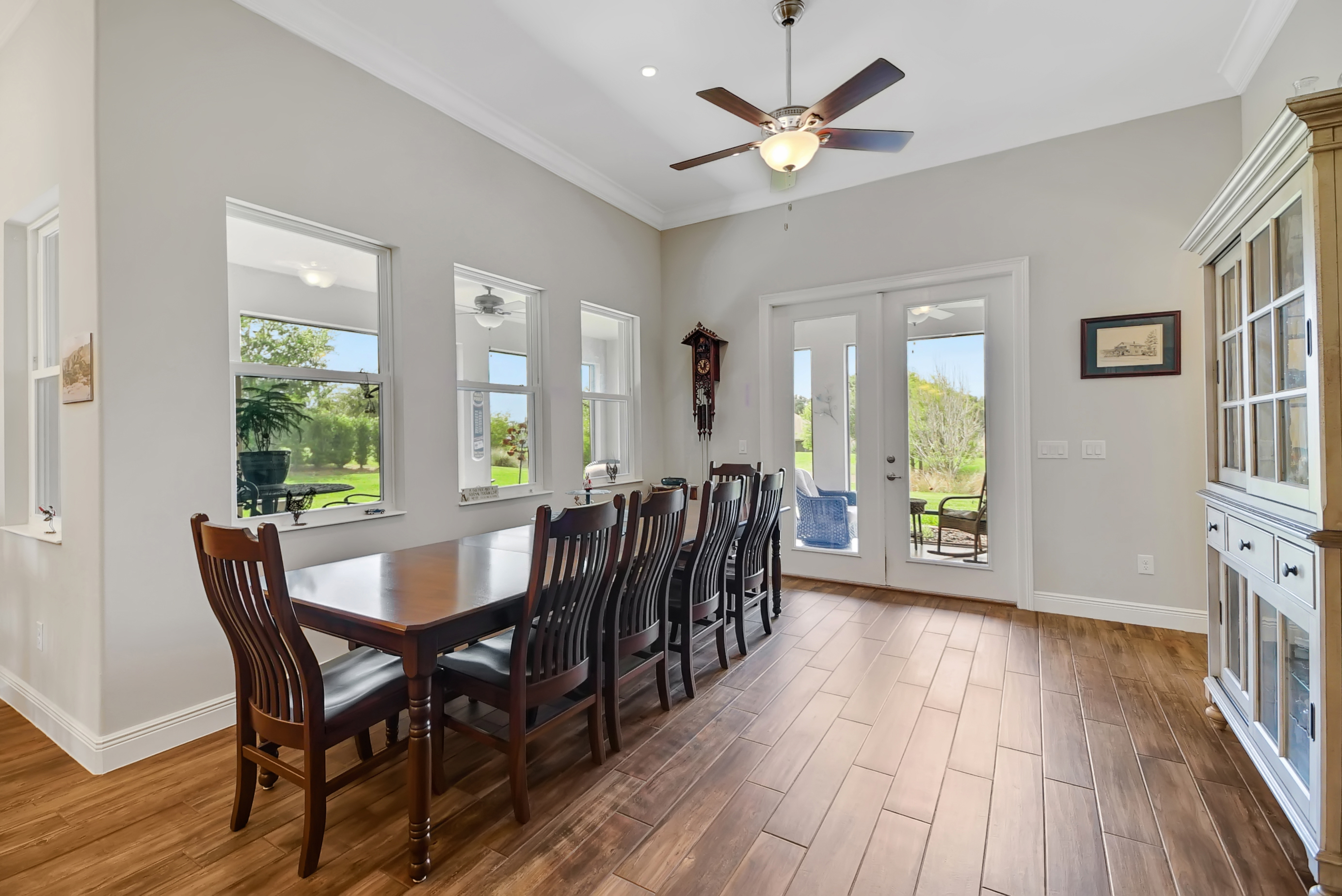 Lady Lake, Florida, 32159, United States, 4 Bedrooms Bedrooms, ,3 BathroomsBathrooms,Residential,For Sale,1945025
