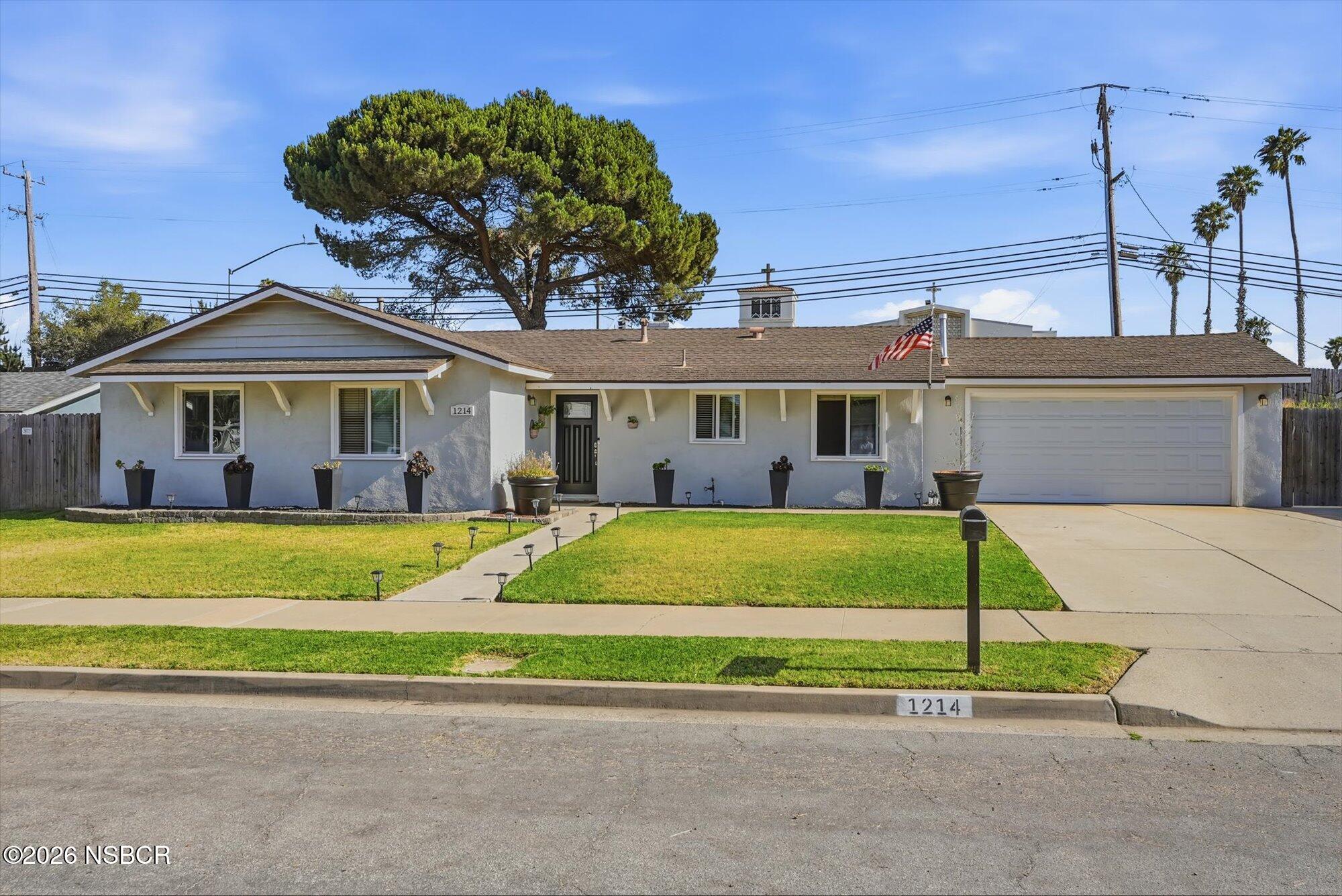 Bauer Ave, Santa Maria, CA 93455