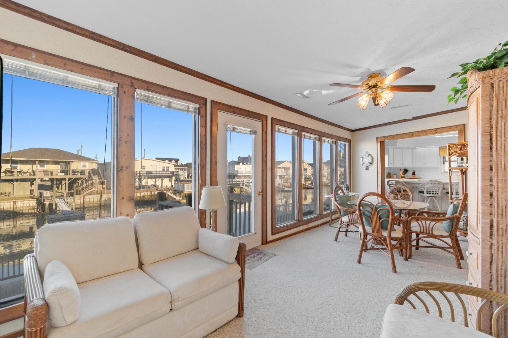 North Myrtle Beach, South Carolina, 29582, United States, 4 Bedrooms Bedrooms, ,2 BathroomsBathrooms,Residential,For Sale,2015059