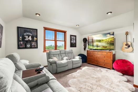 Viola, Wisconsin, 54664, United States, 5 Bedrooms Bedrooms, ,4 BathroomsBathrooms,Residential,For Sale,1974887